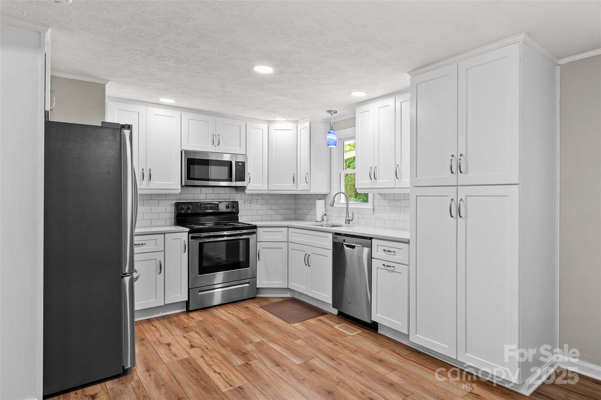 144 Stoneybrook Road