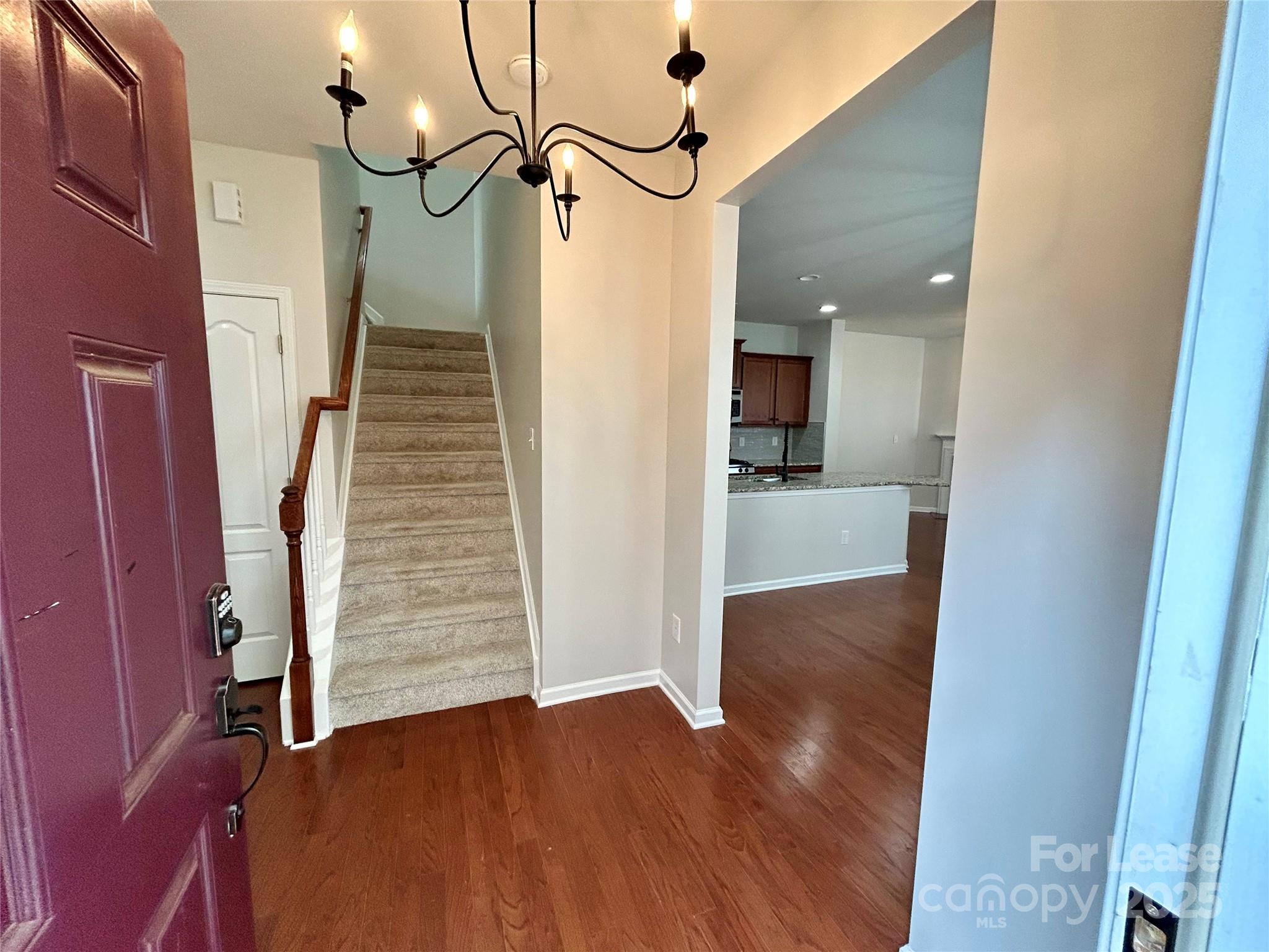 8245 Viewpoint Lane