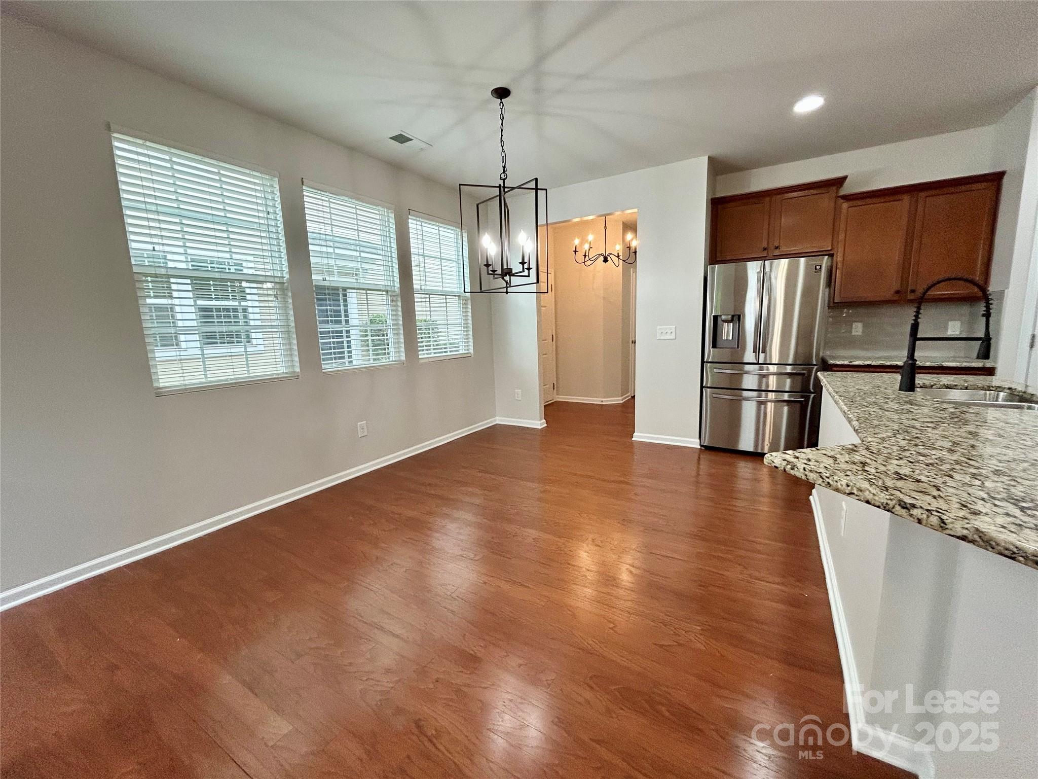 8245 Viewpoint Lane