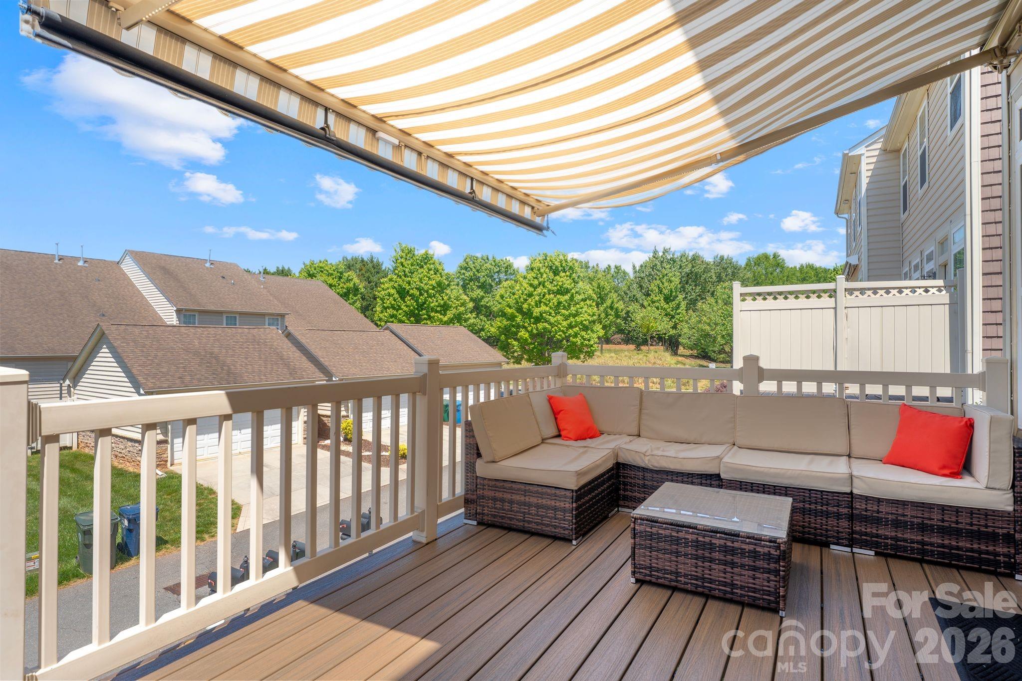 18533 The Commons Boulevard