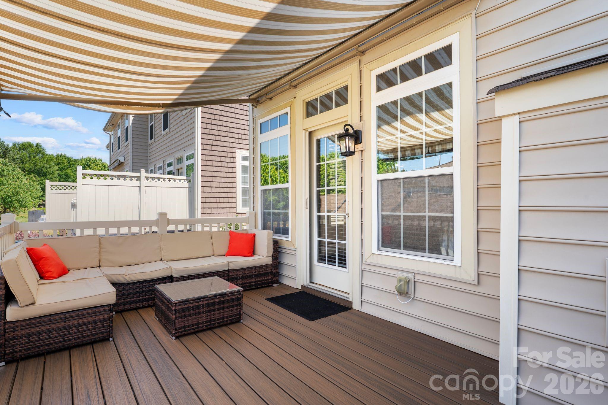 18533 The Commons Boulevard
