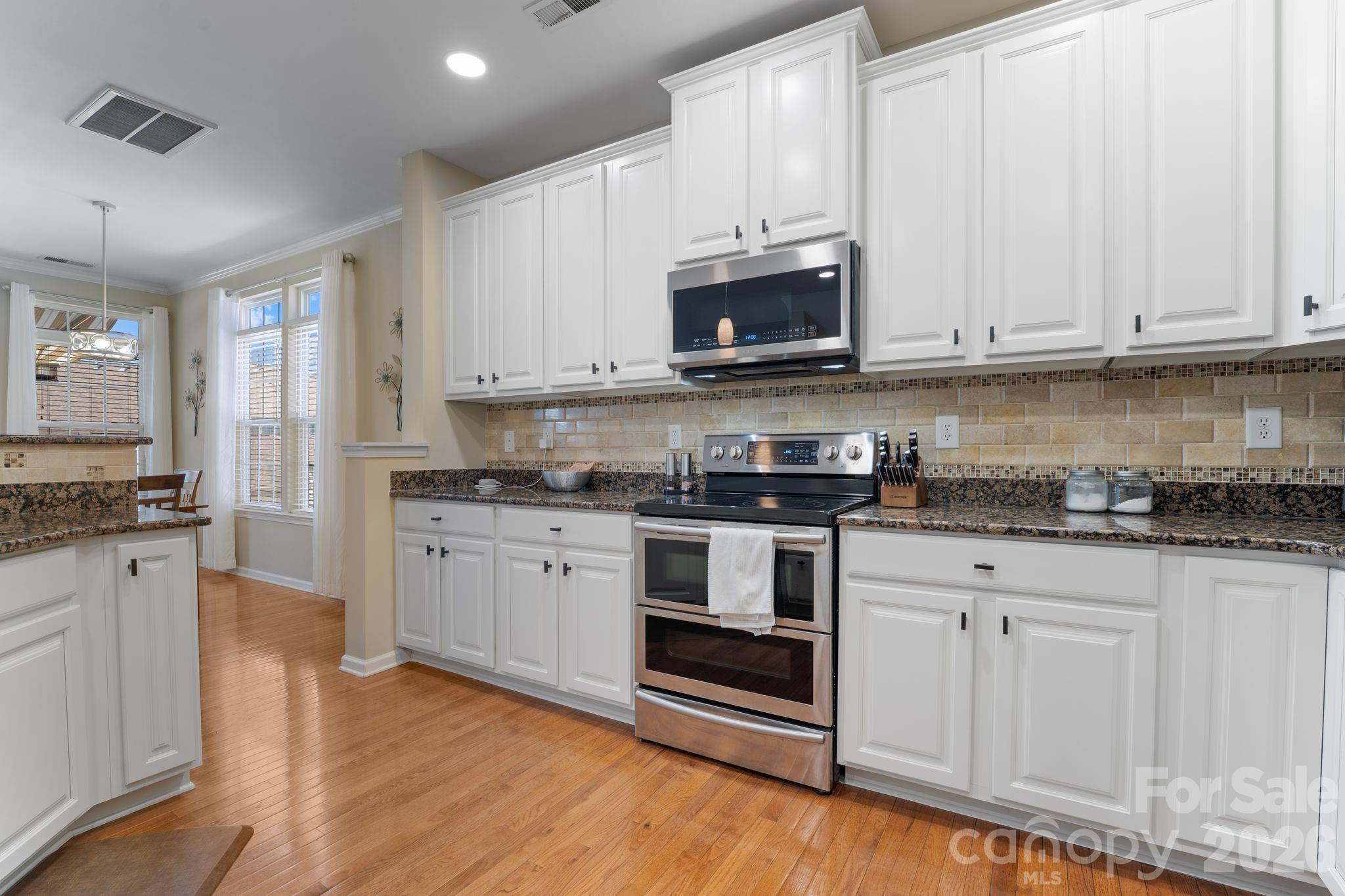 18533 The Commons Boulevard