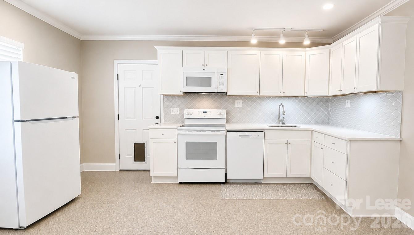 19625 Denae Lynn Drive Unit: 2