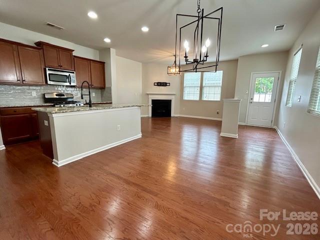 8245 Viewpoint Lane