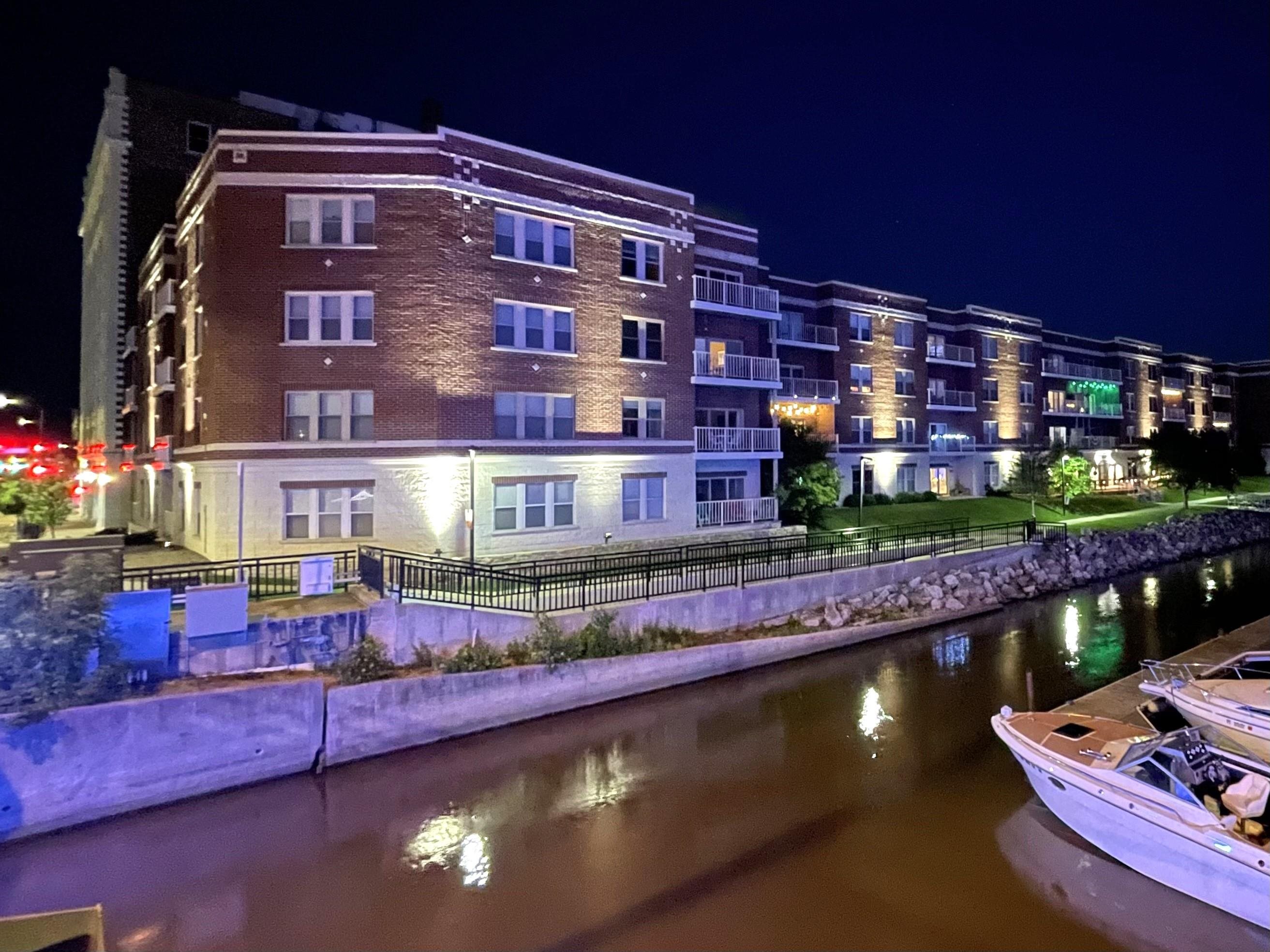 118 S WASHINGTON Street Unit: 203B