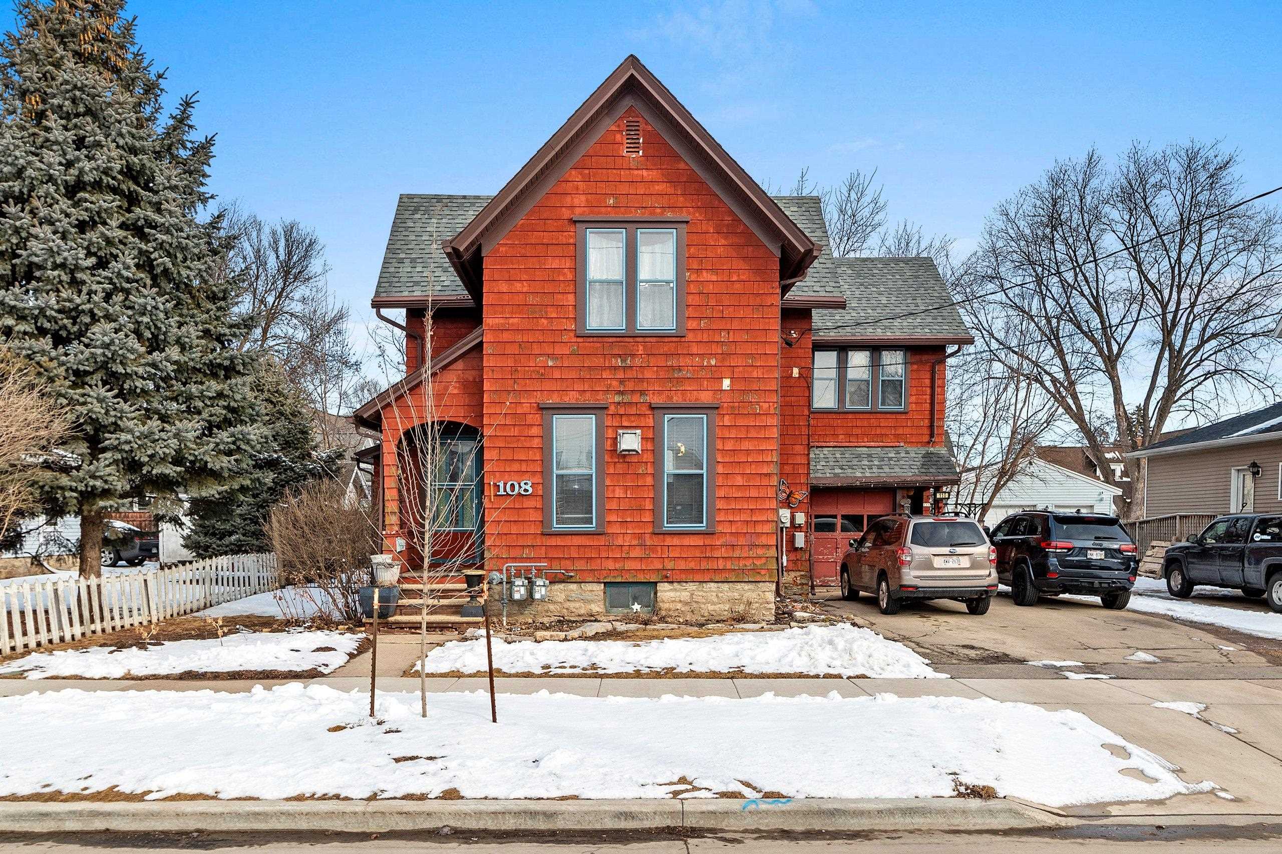 108 E ATLANTIC Street
