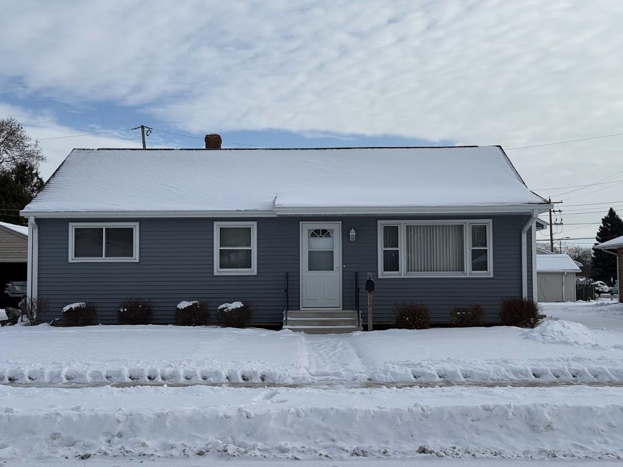 166 ANDREW Avenue