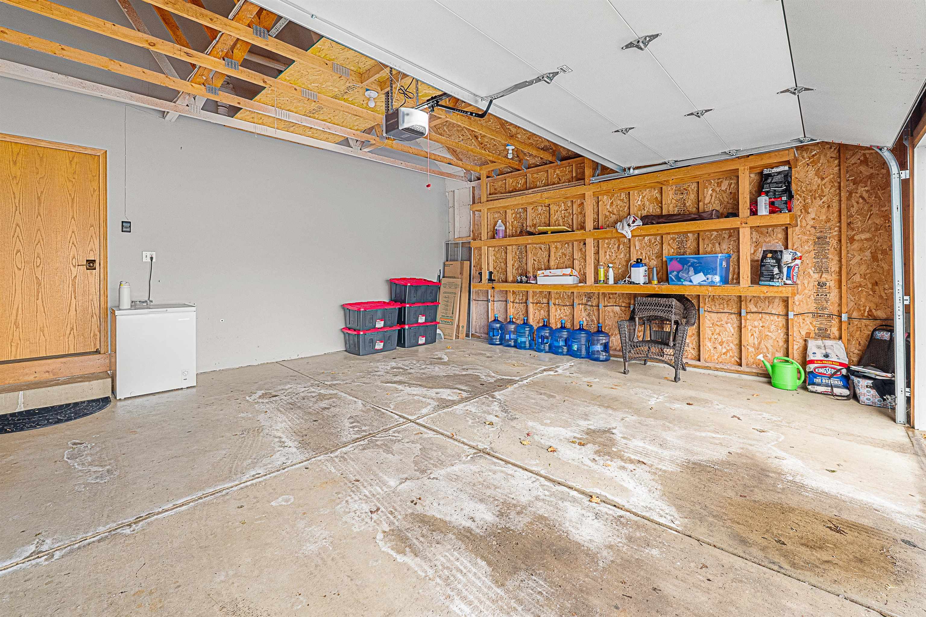 N96W14141 KNOLLCREST Circle