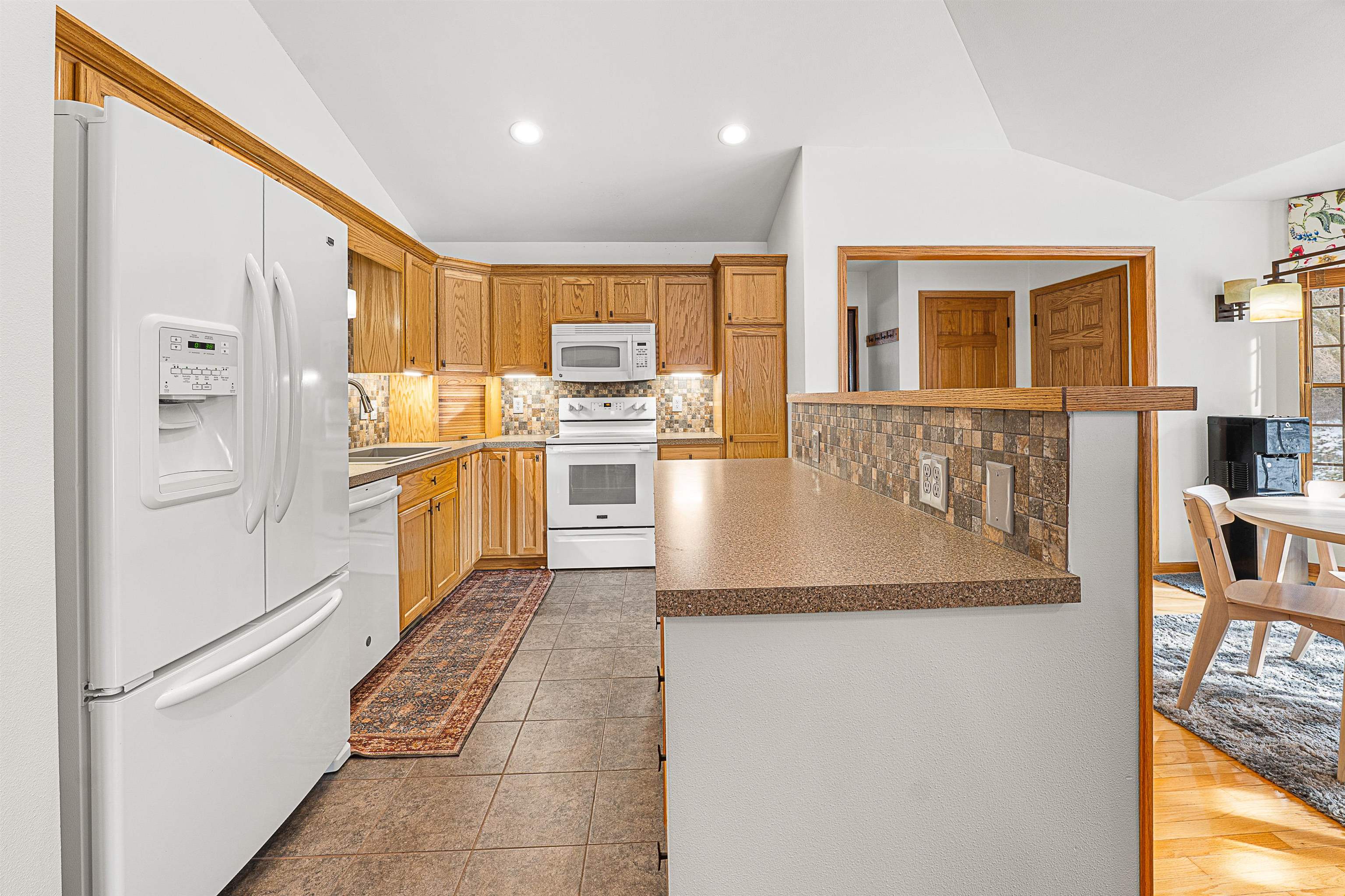 N96W14141 KNOLLCREST Circle