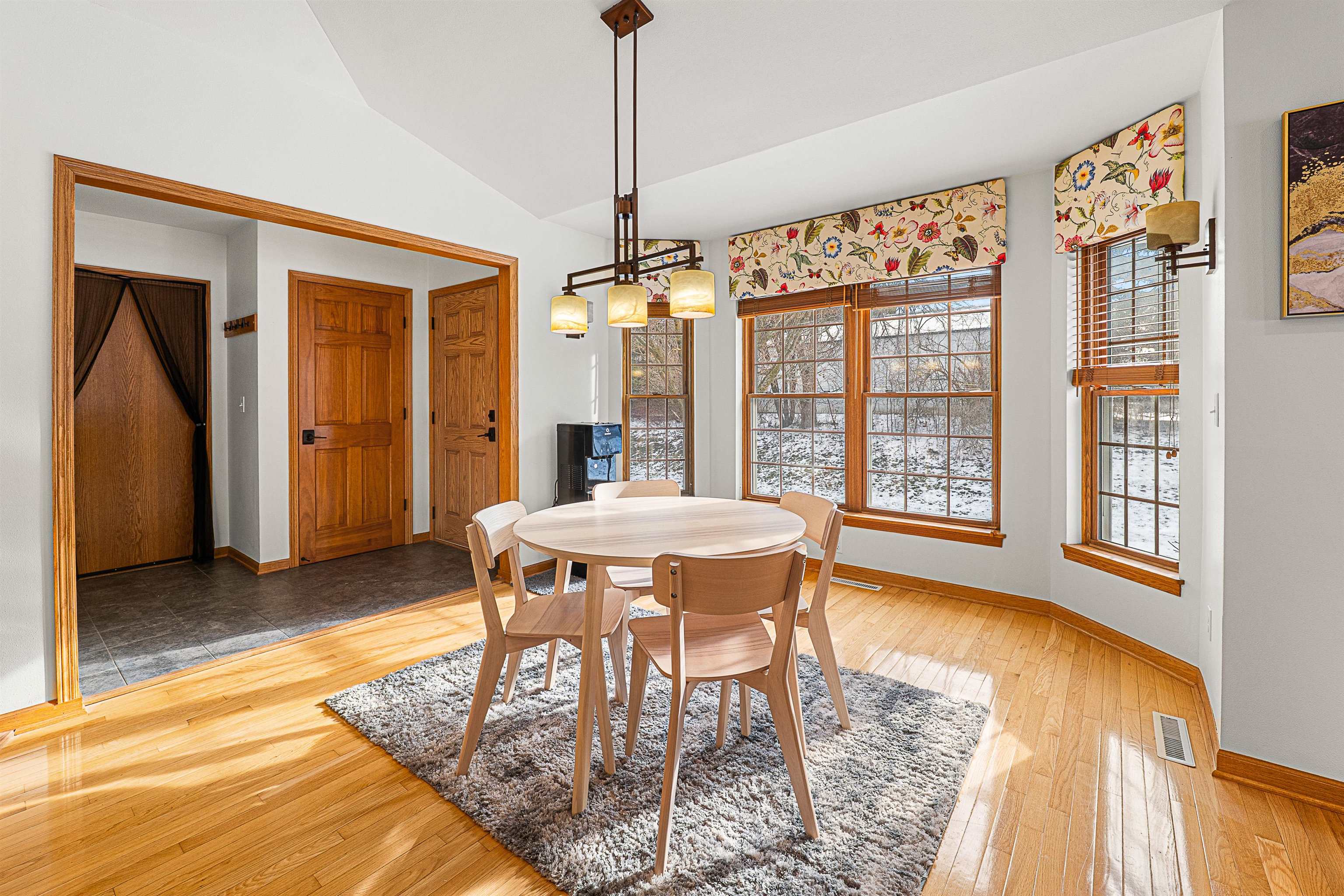 N96W14141 KNOLLCREST Circle