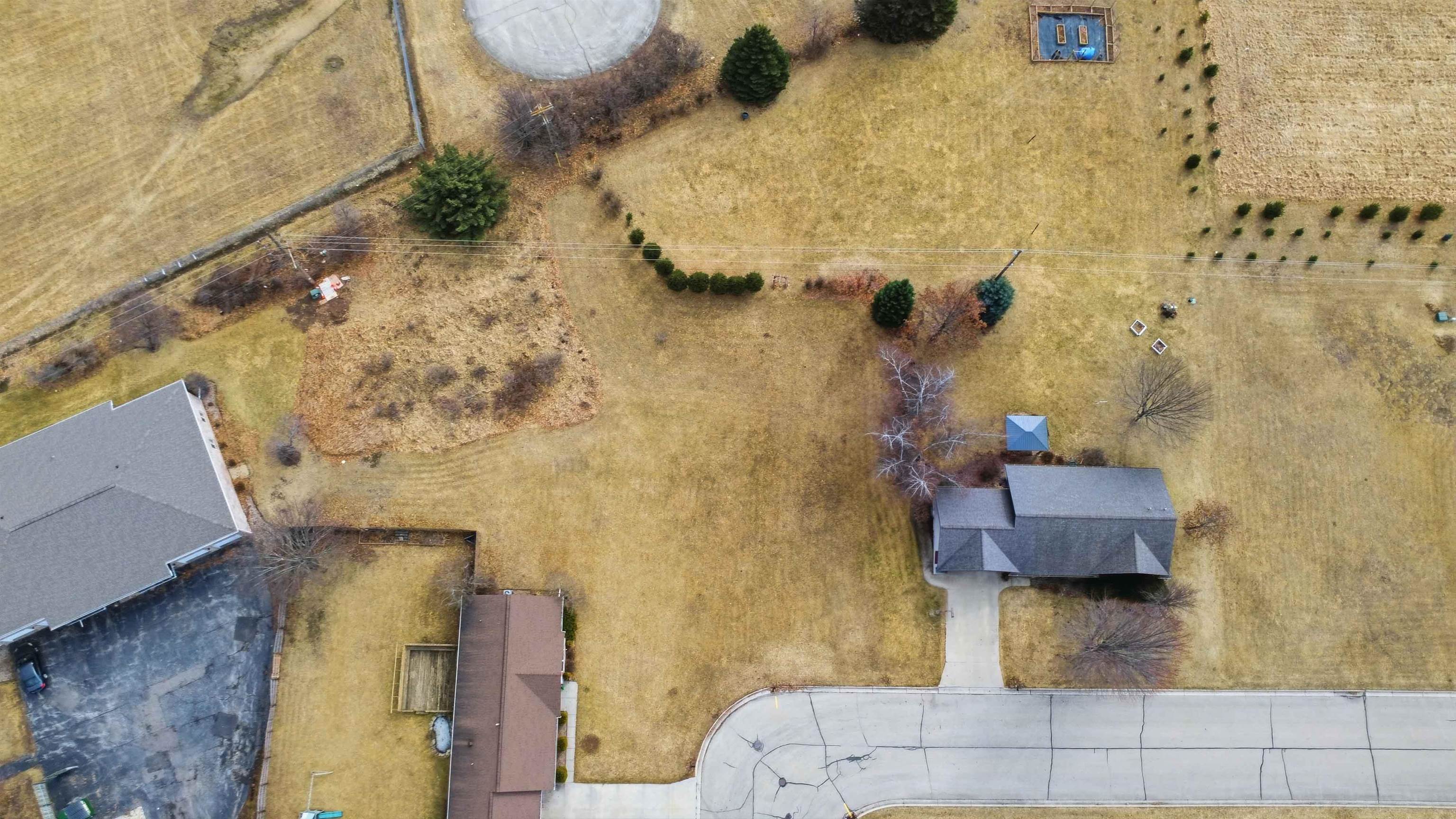 MCKINLEY Avenue Unit: 9