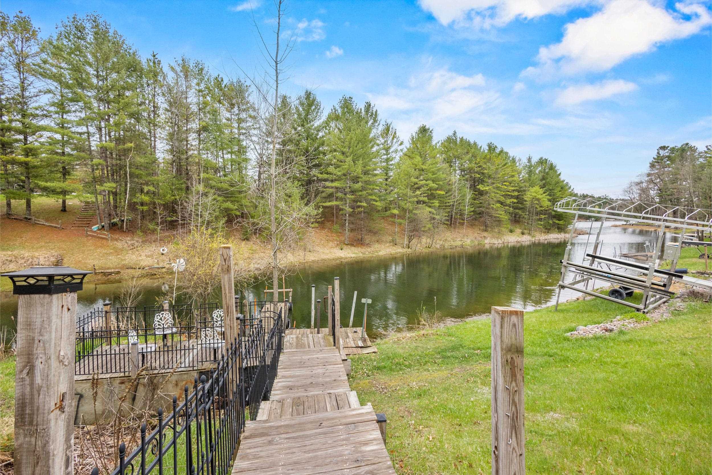 W2737 BEAVER BAY Road