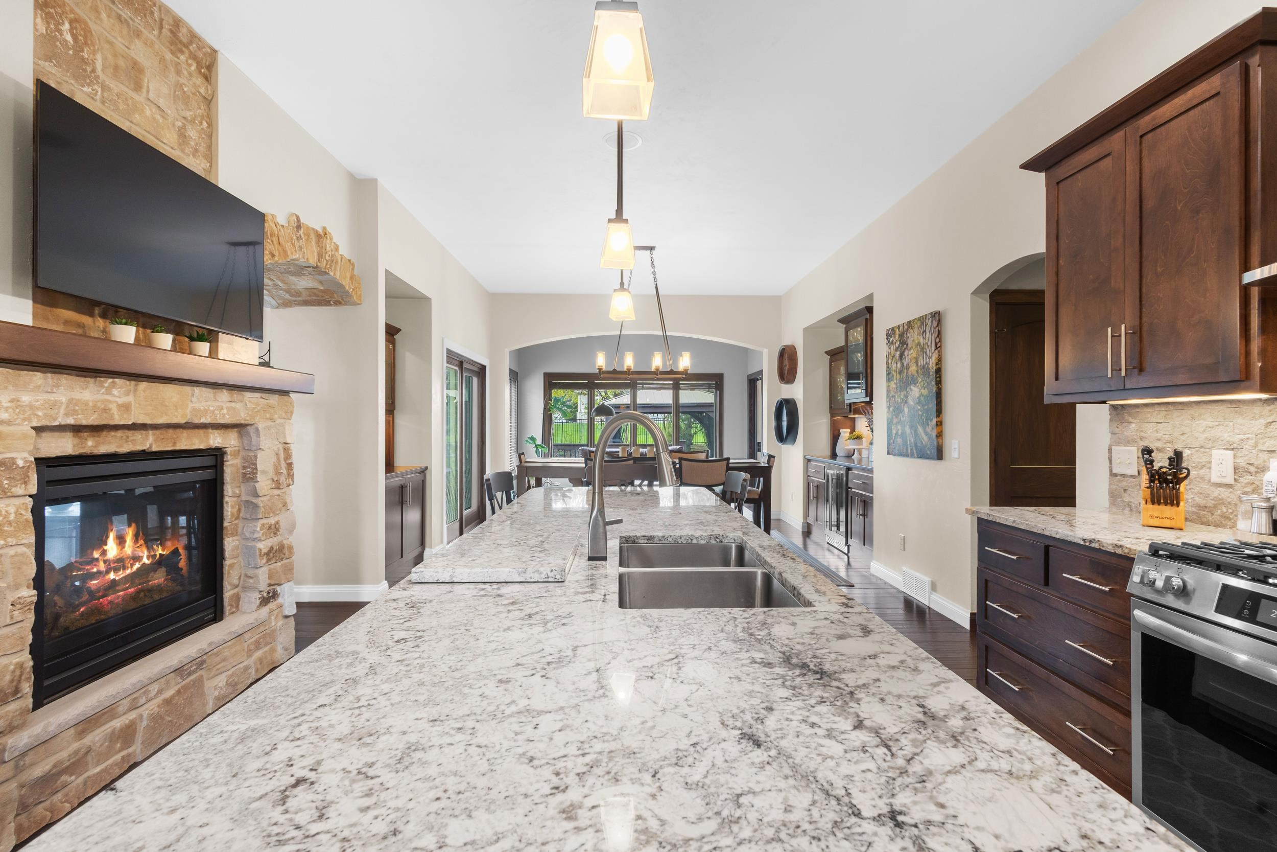 3508 W WARNER ESTATES Drive
