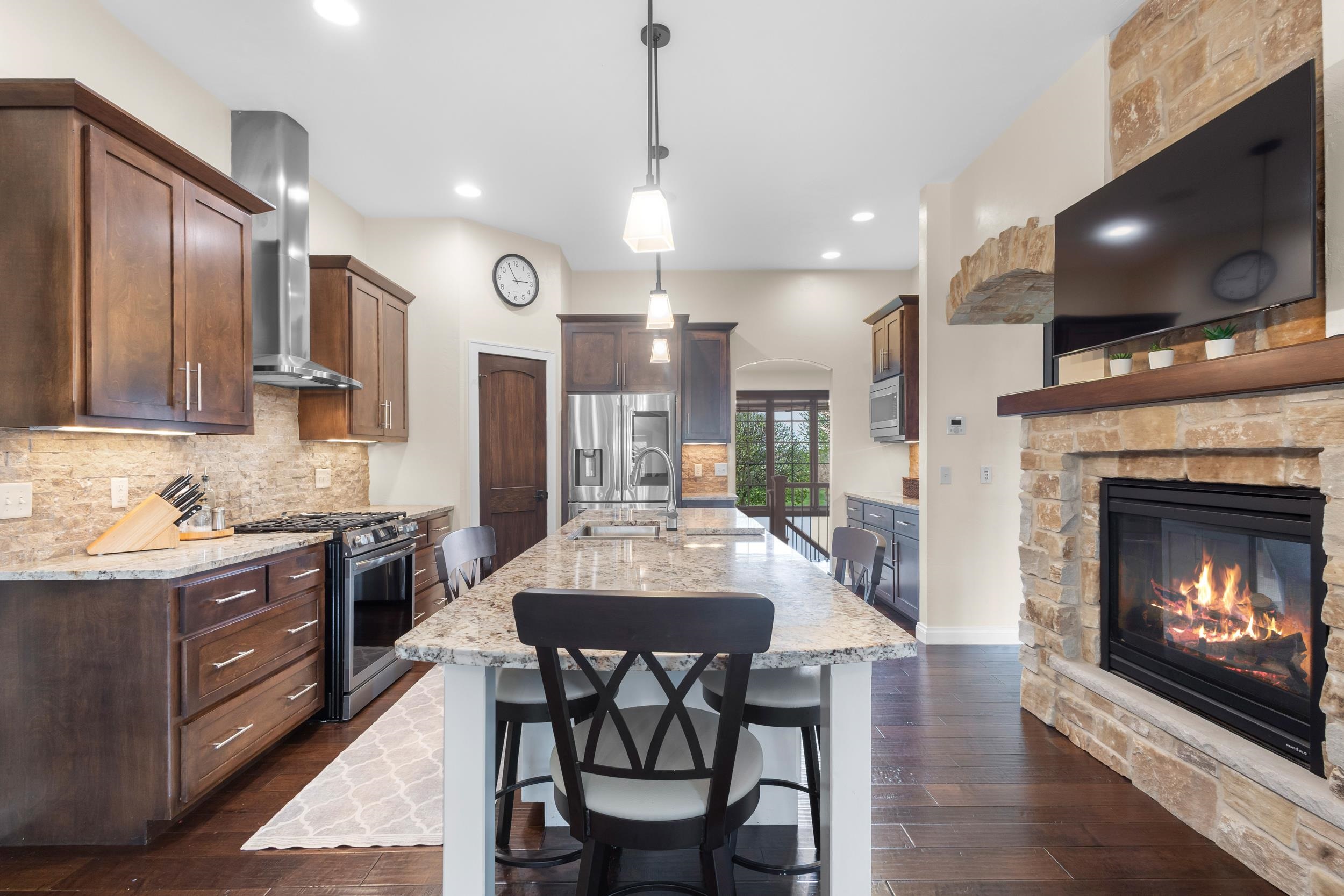 3508 W WARNER ESTATES Drive