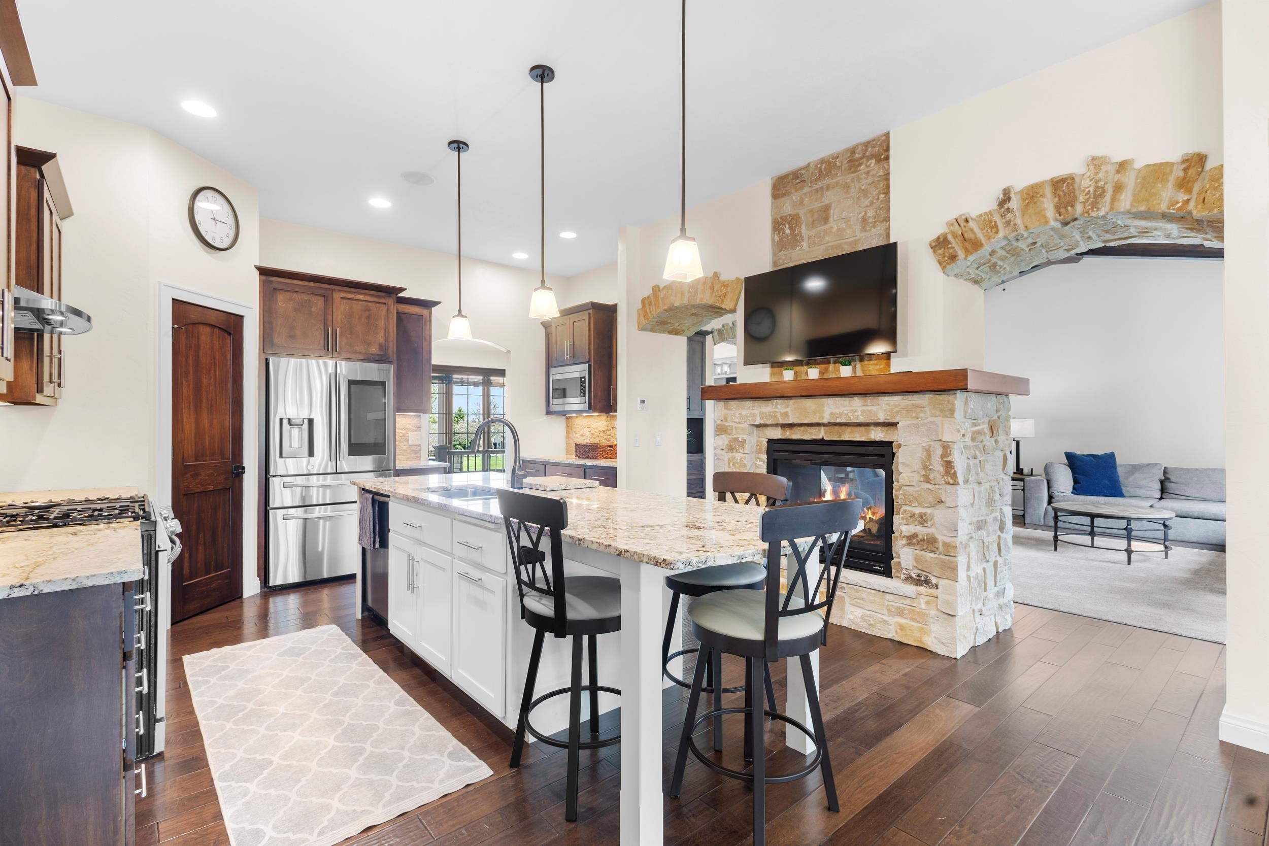 3508 W WARNER ESTATES Drive