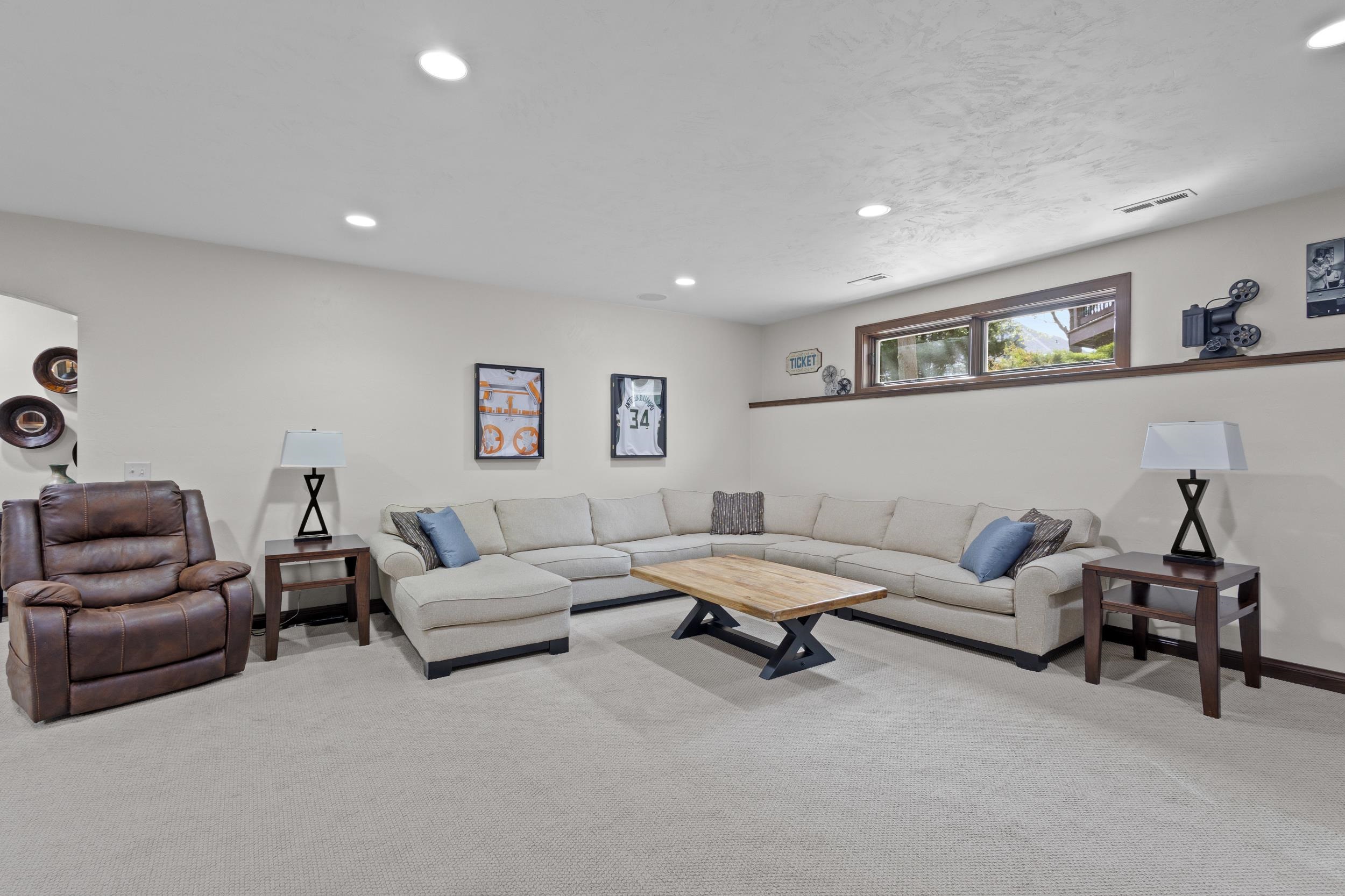 3508 W WARNER ESTATES Drive