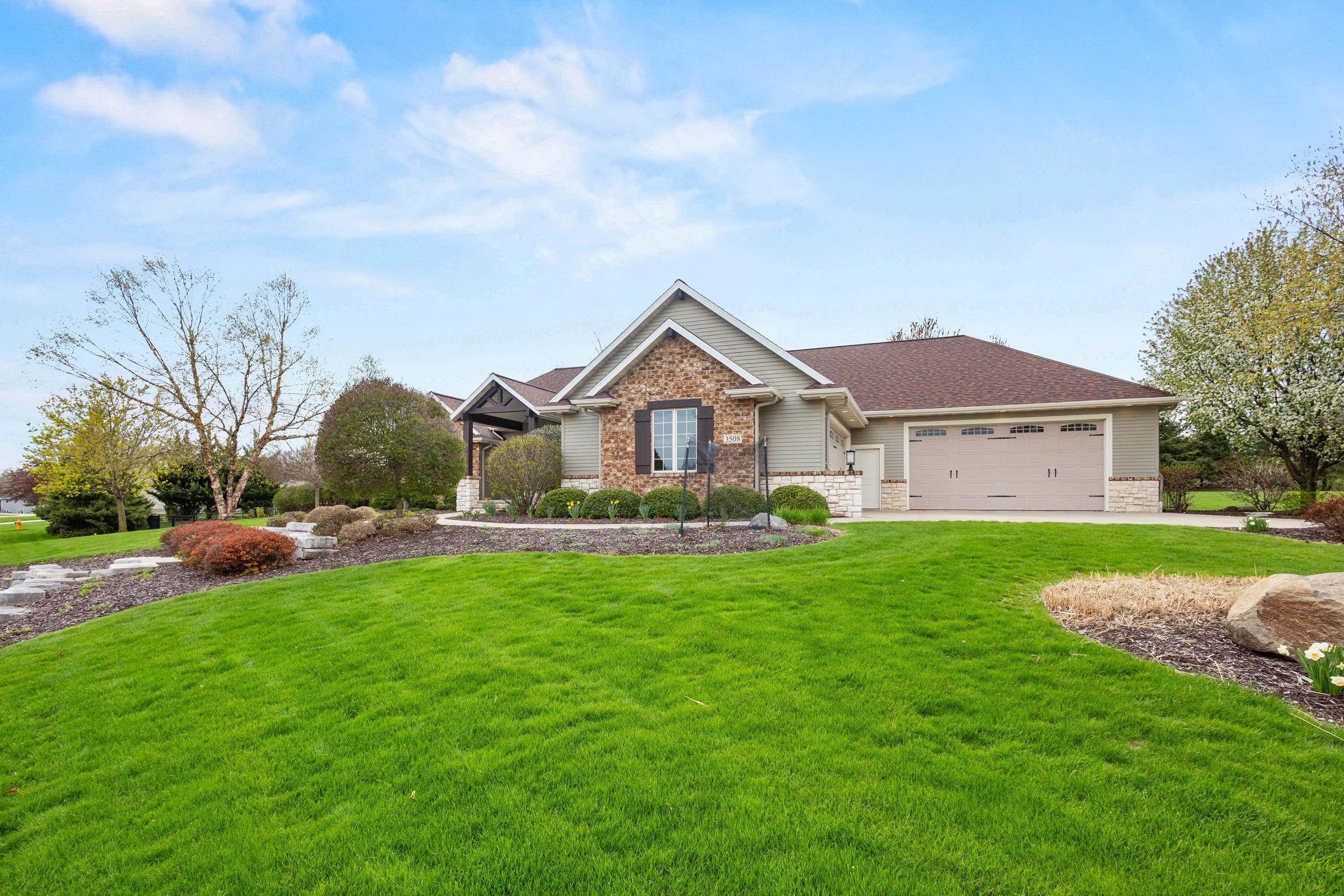 3508 W WARNER ESTATES Drive