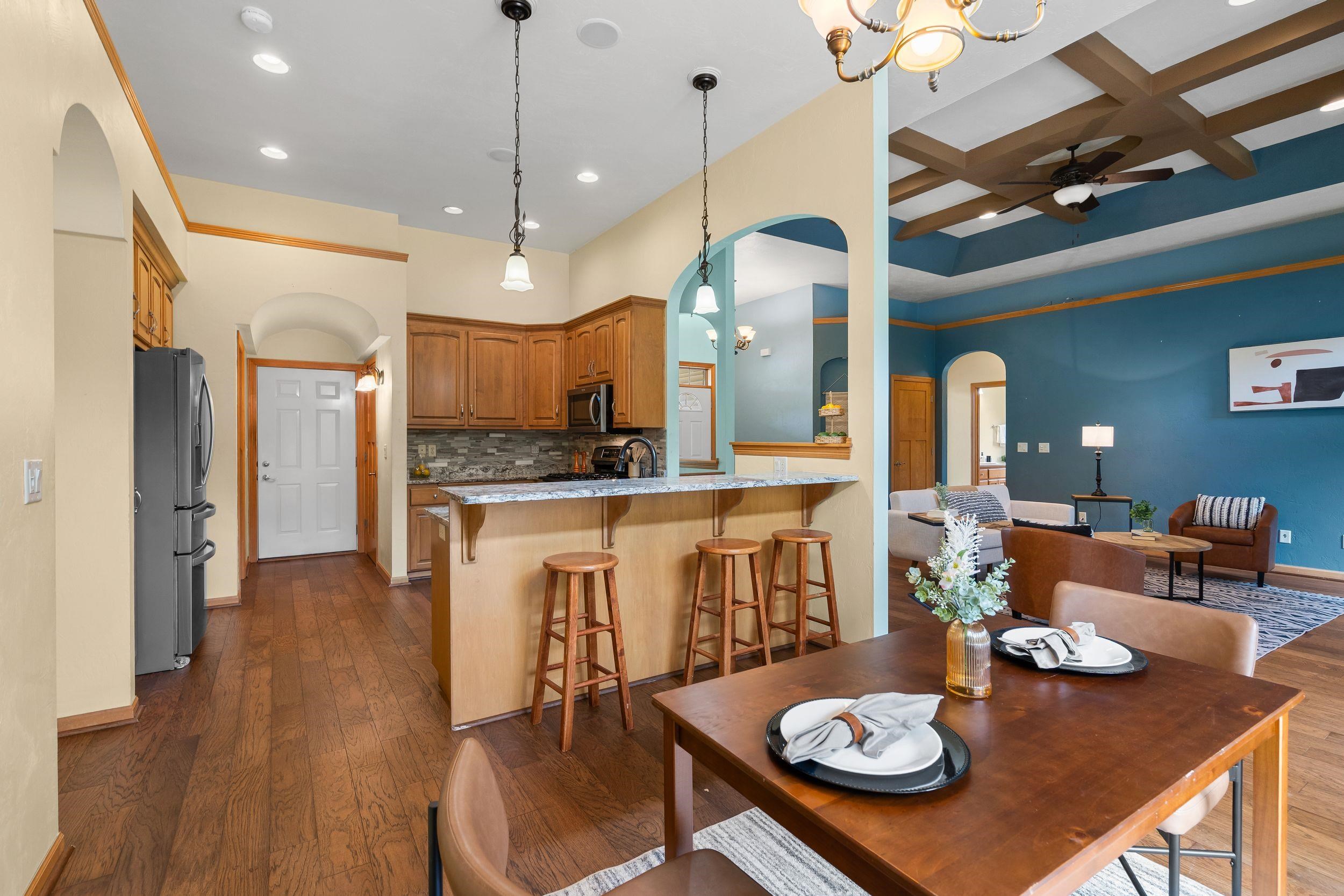 2307 SOUTHERLAND Circle
