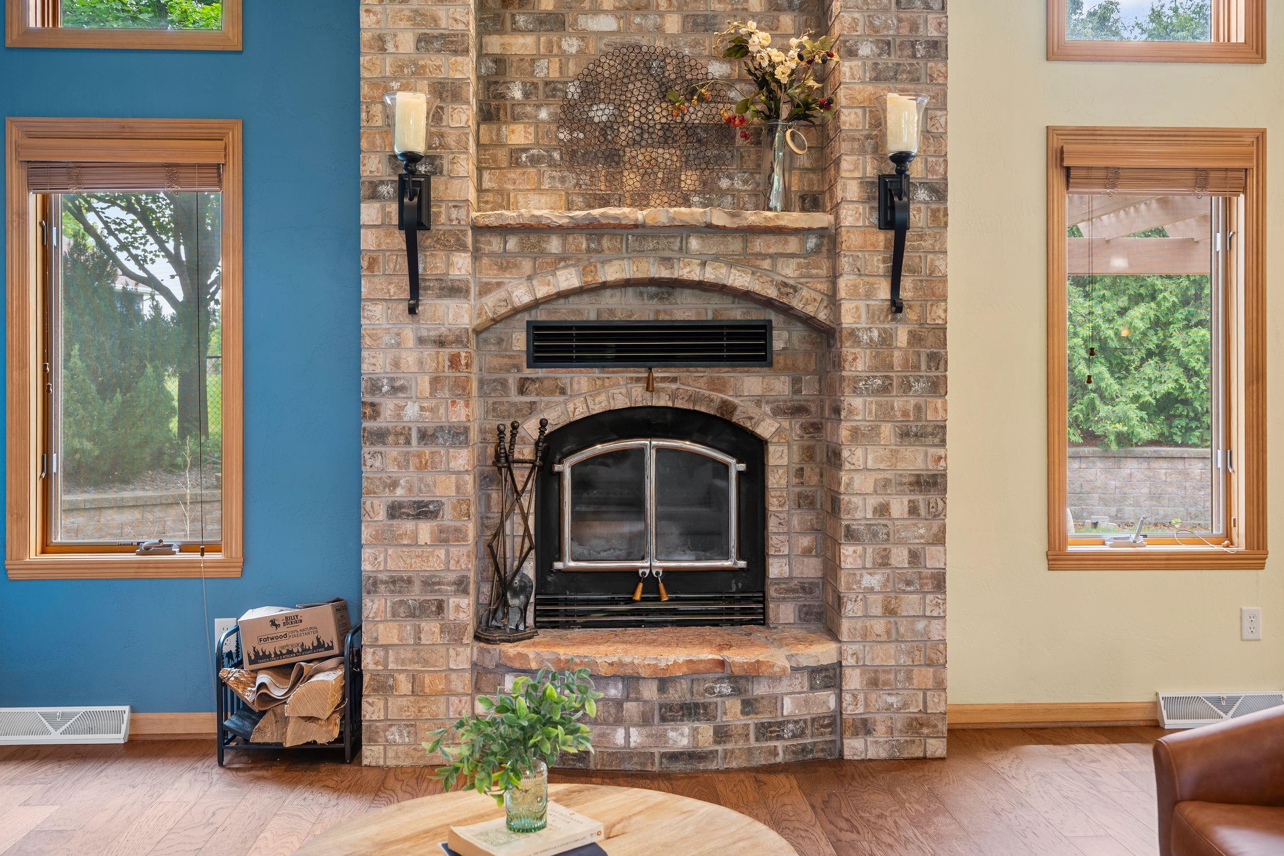 2307 SOUTHERLAND Circle