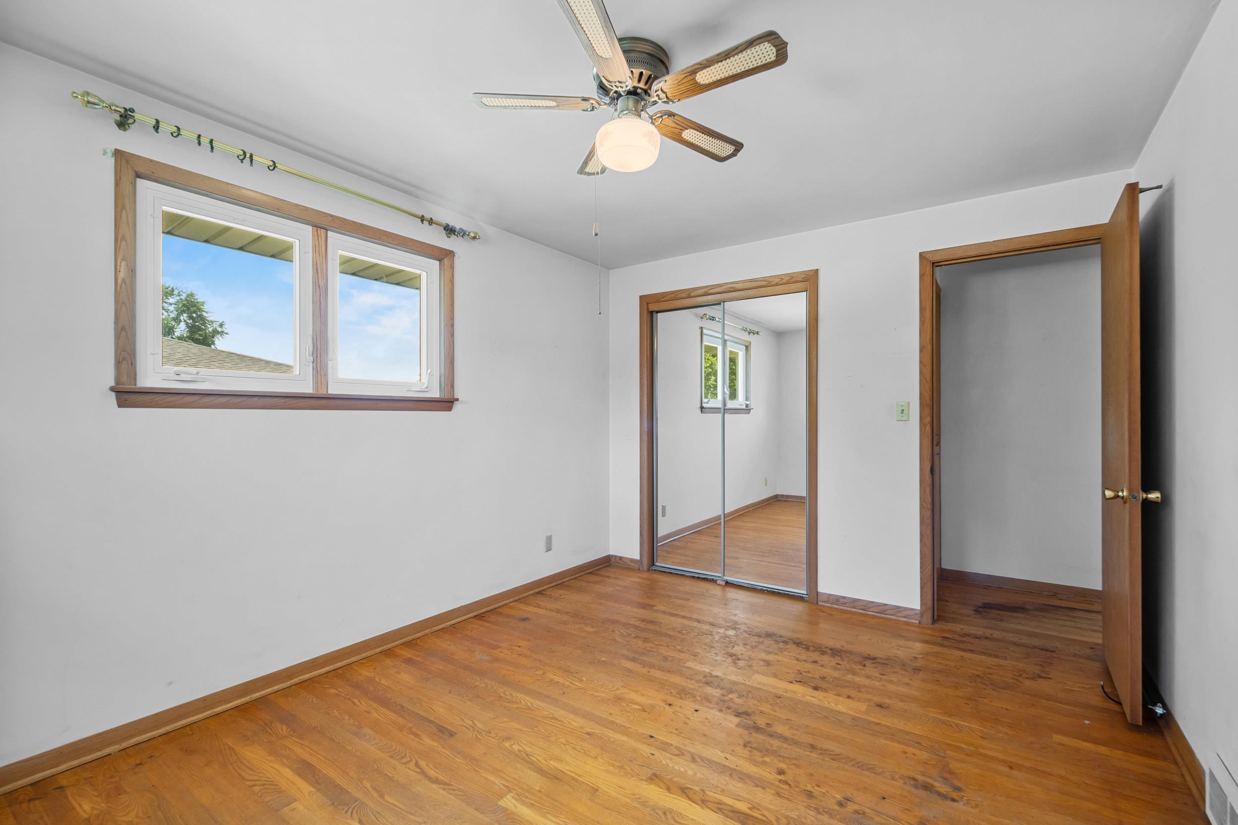 1904 MAIN Avenue