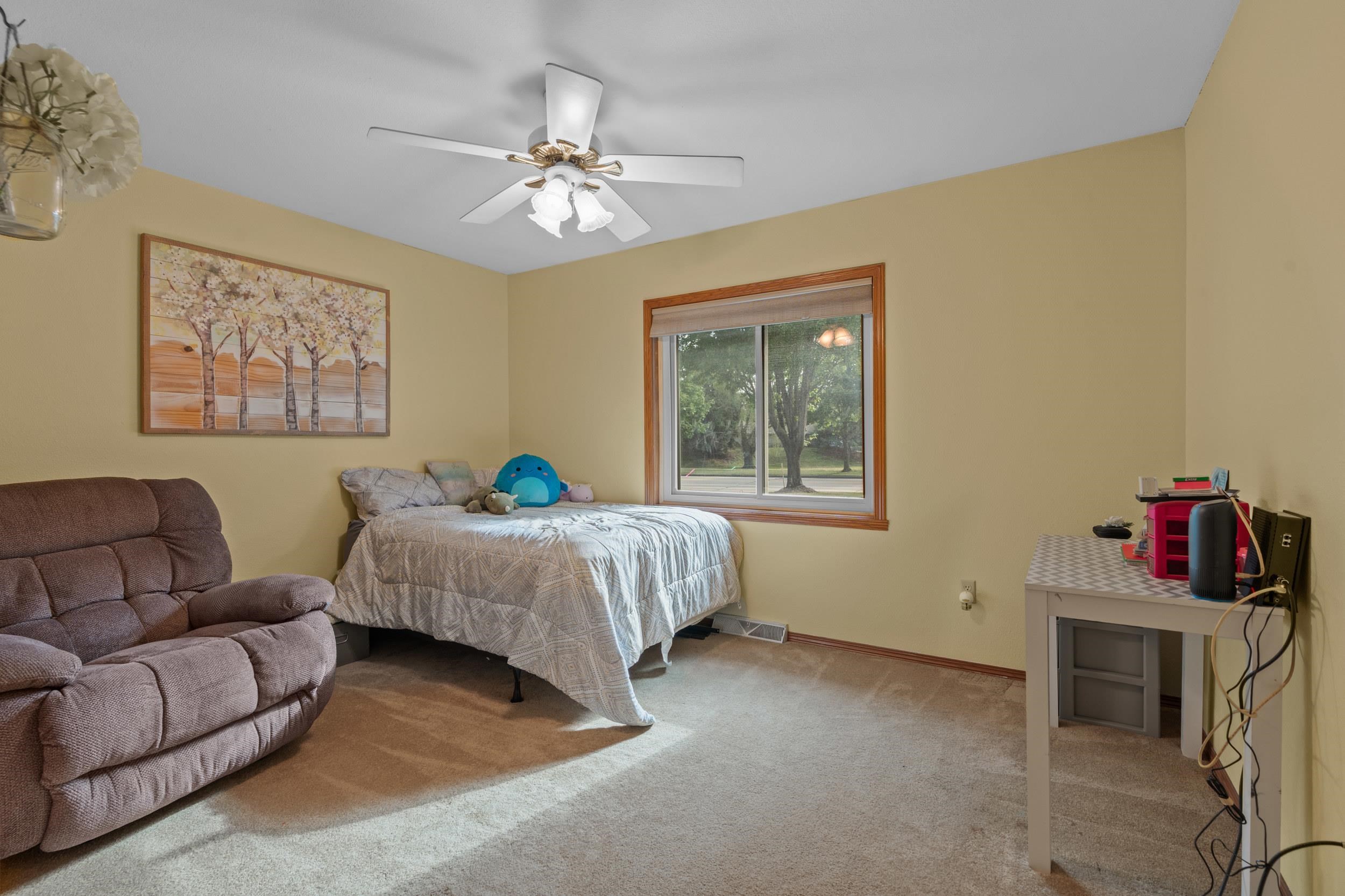 324 N WESTHAVEN Drive
