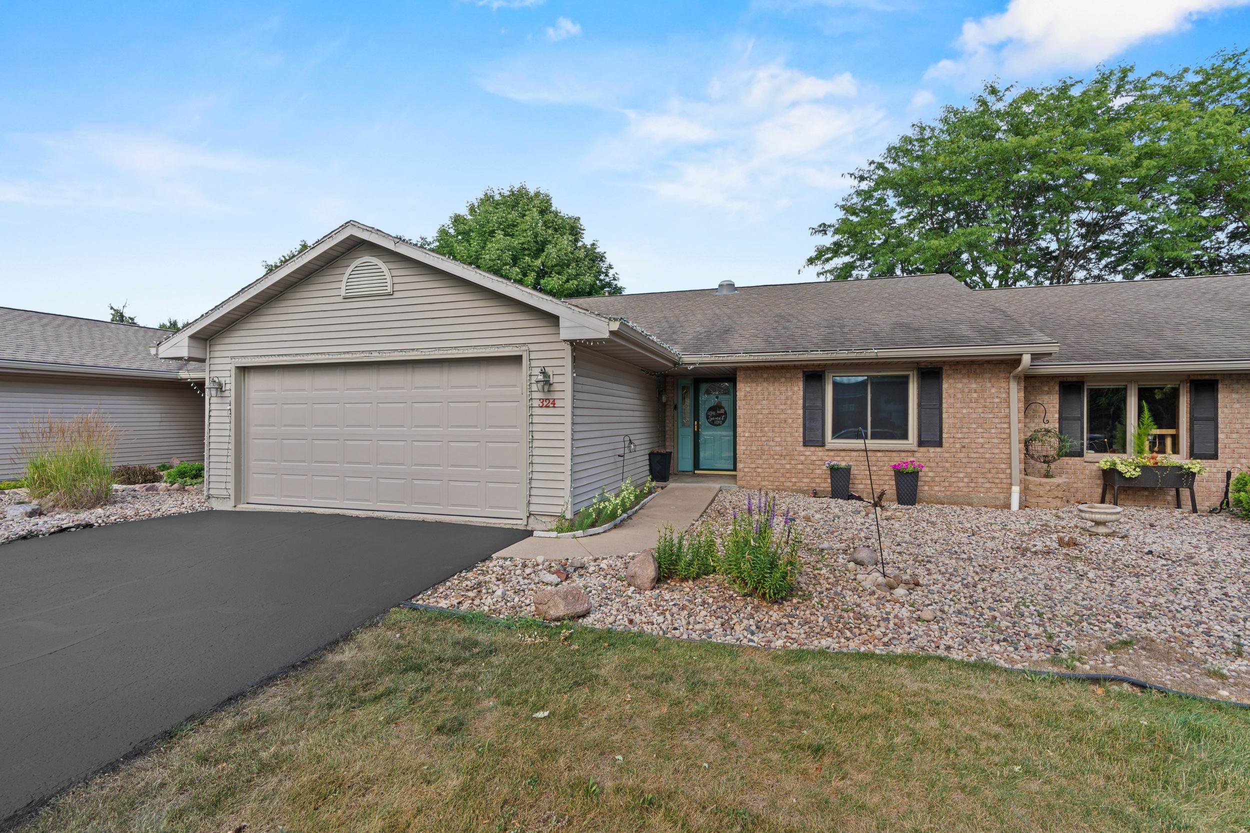324 N WESTHAVEN Drive