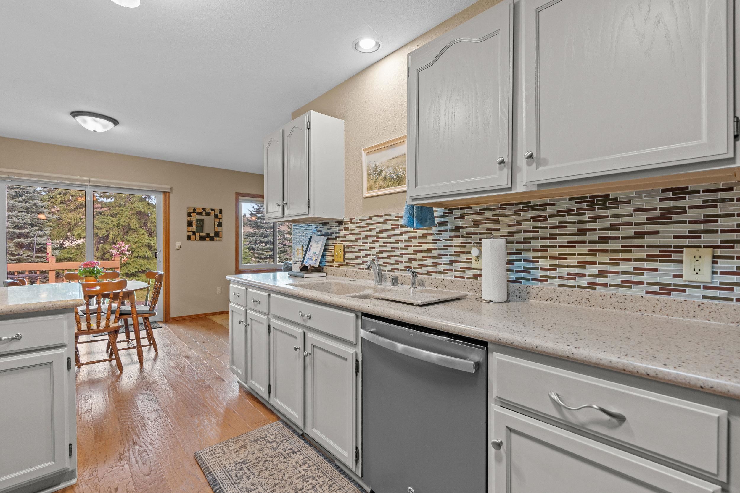 324 N WESTHAVEN Drive