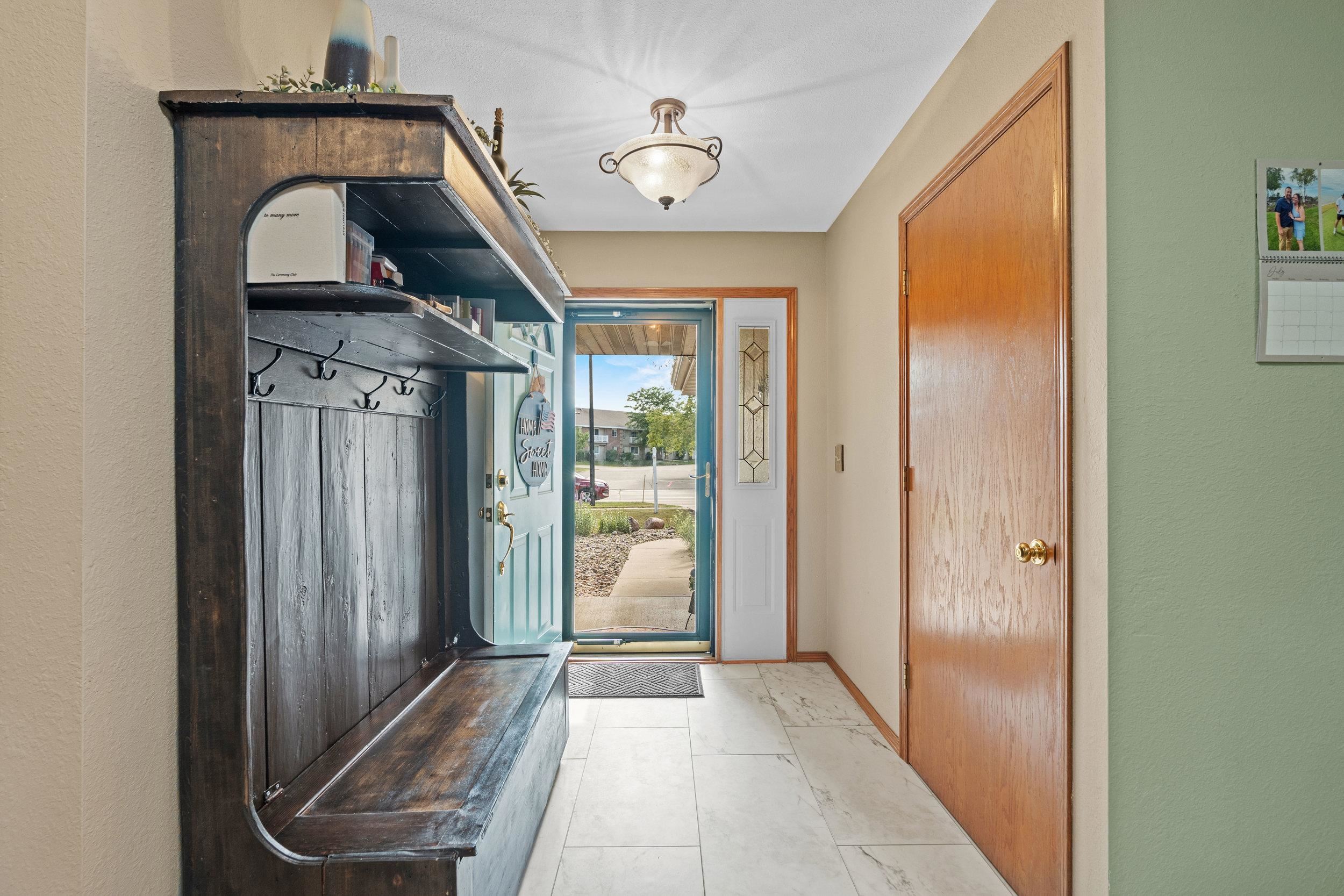 324 N WESTHAVEN Drive