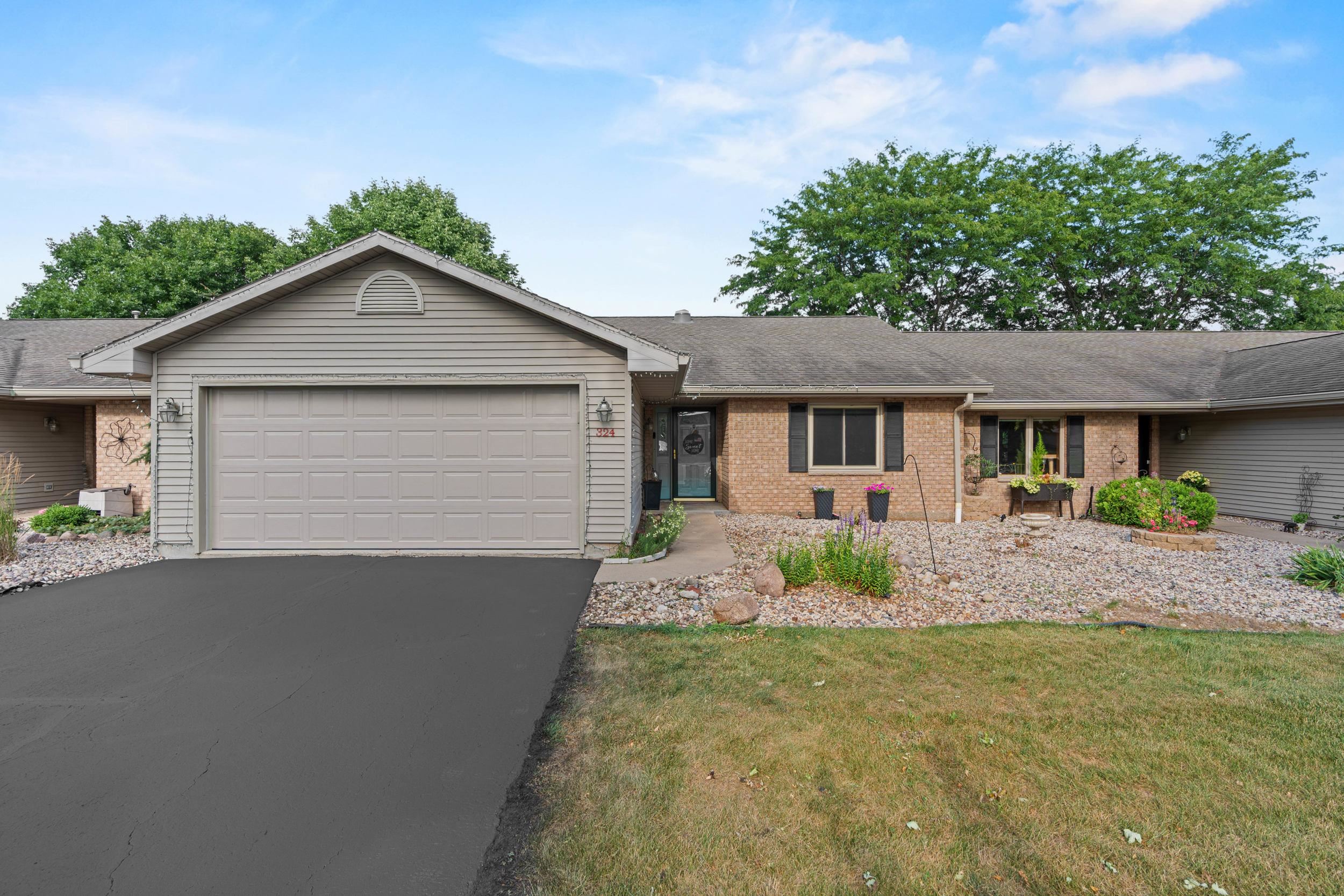 324 N WESTHAVEN Drive