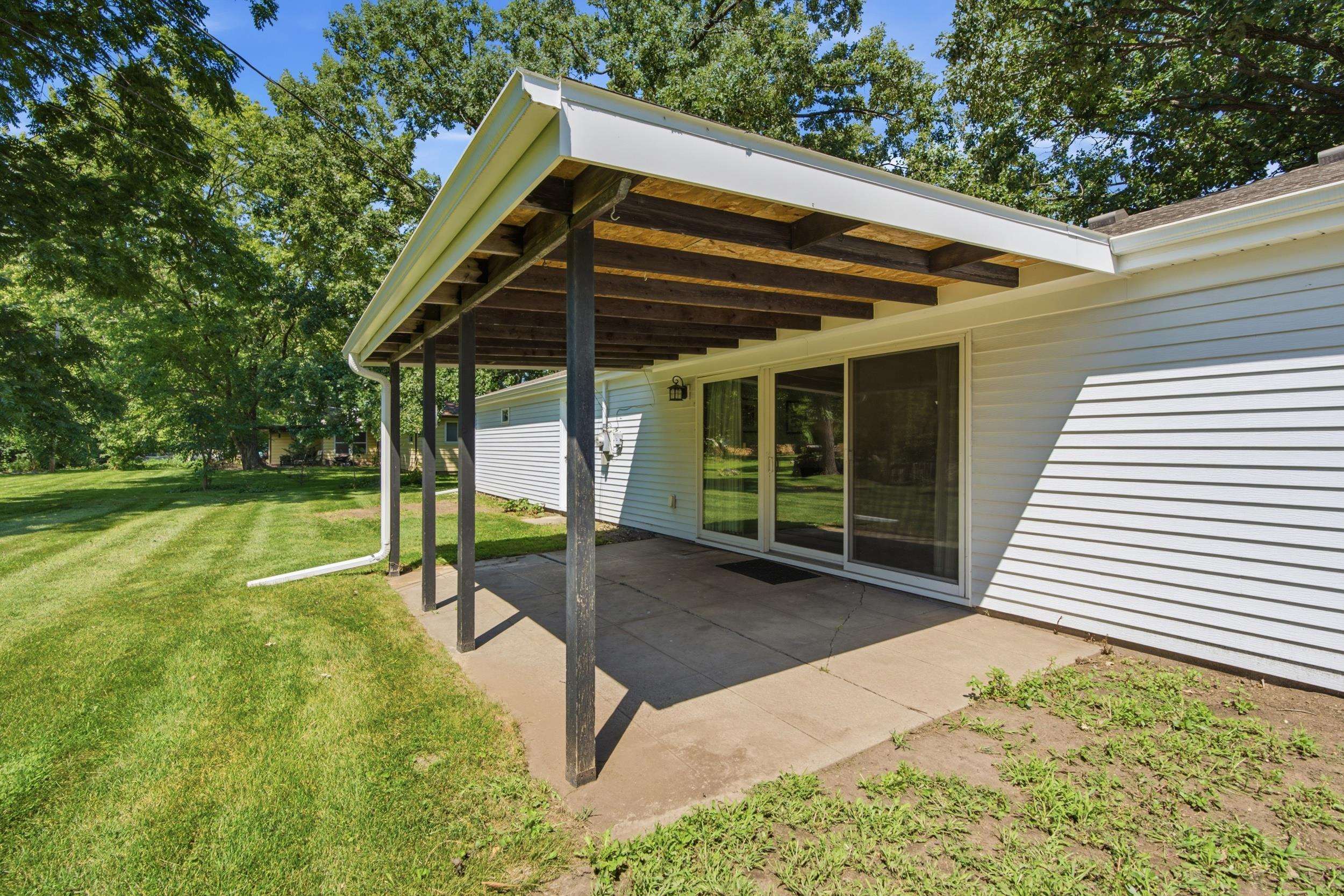 788 FIELDCREST Drive