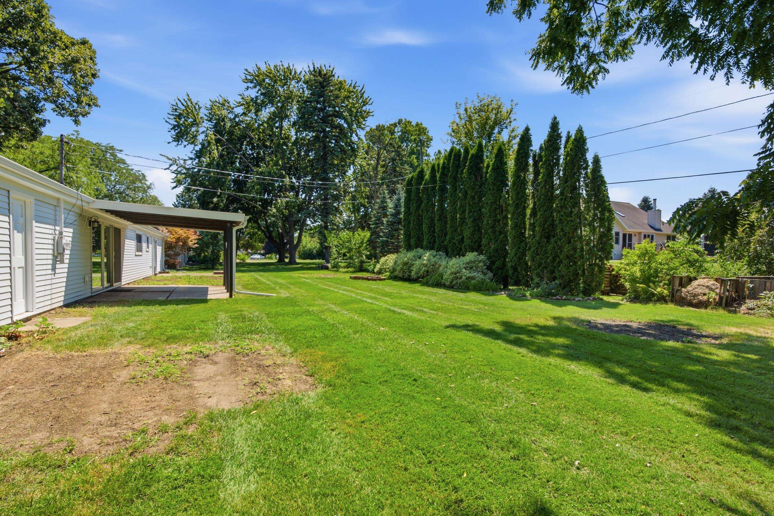 788 FIELDCREST Drive