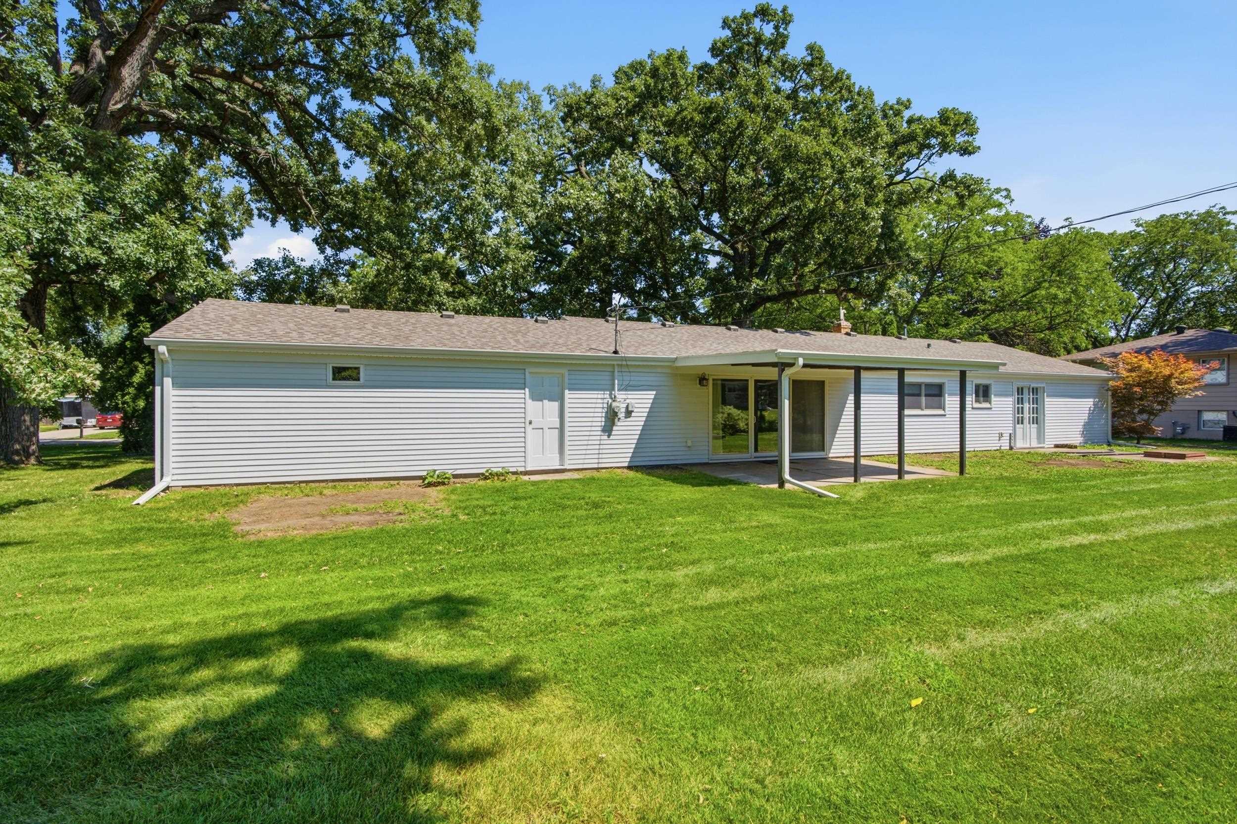 788 FIELDCREST Drive