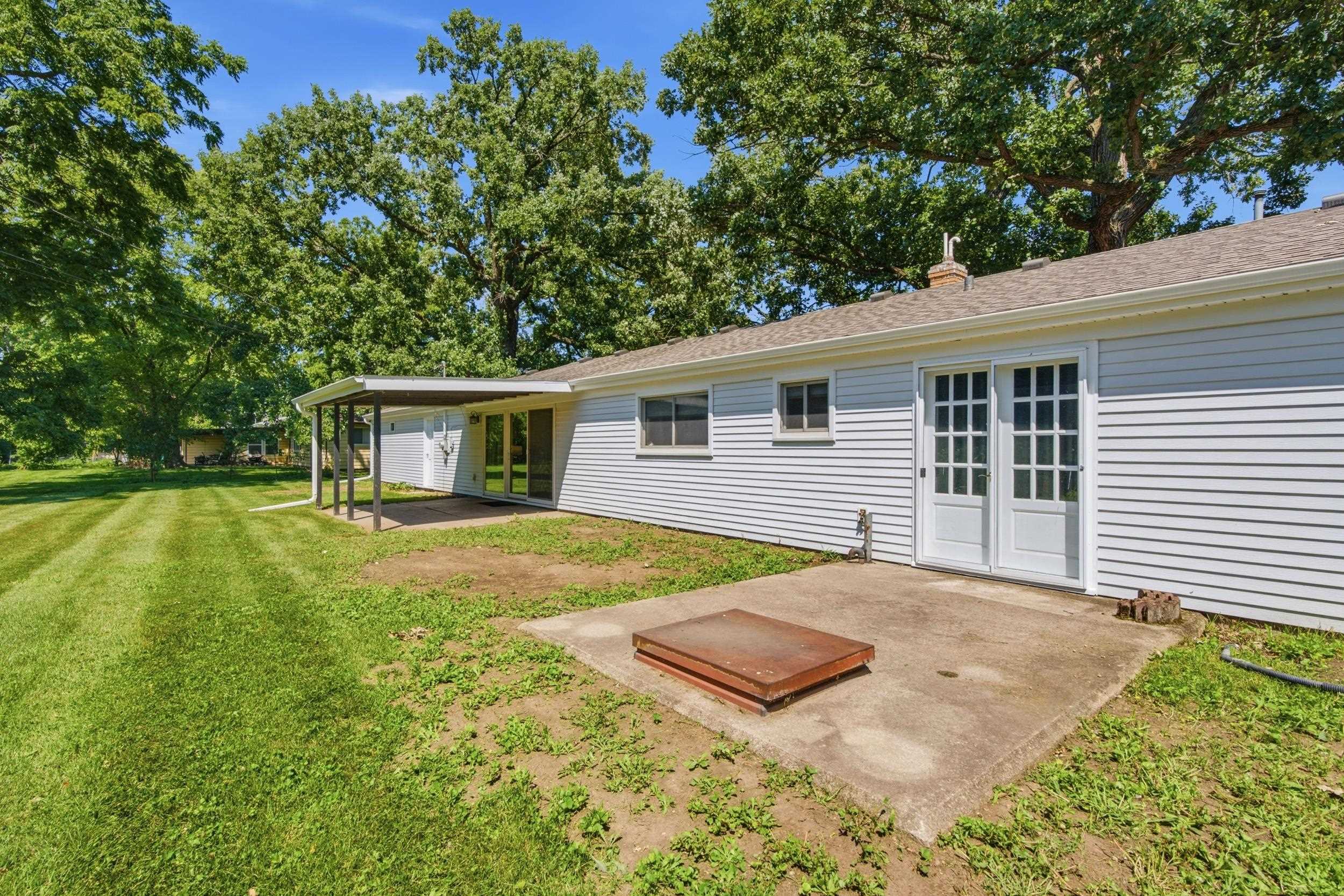 788 FIELDCREST Drive