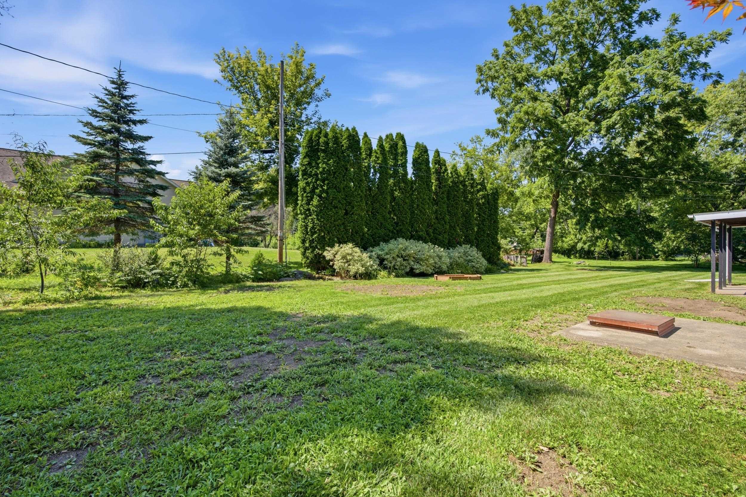 788 FIELDCREST Drive