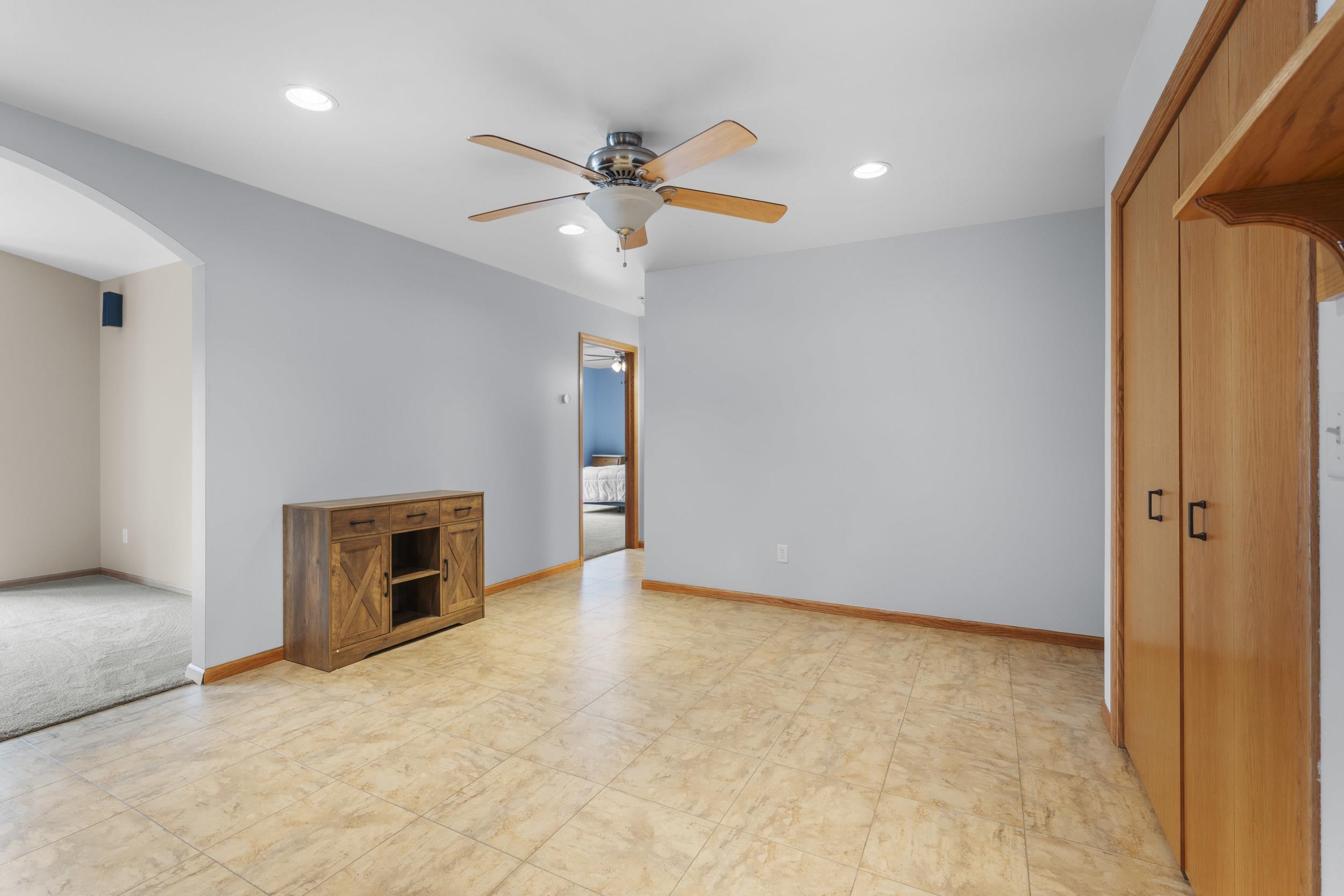 1325 S WESTHAVEN Drive