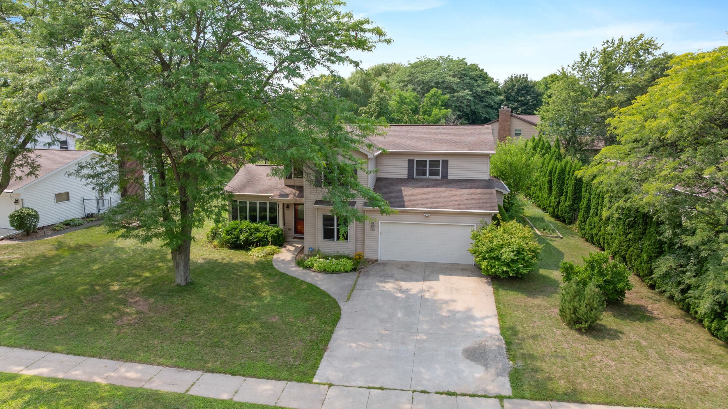 1325 S WESTHAVEN Drive