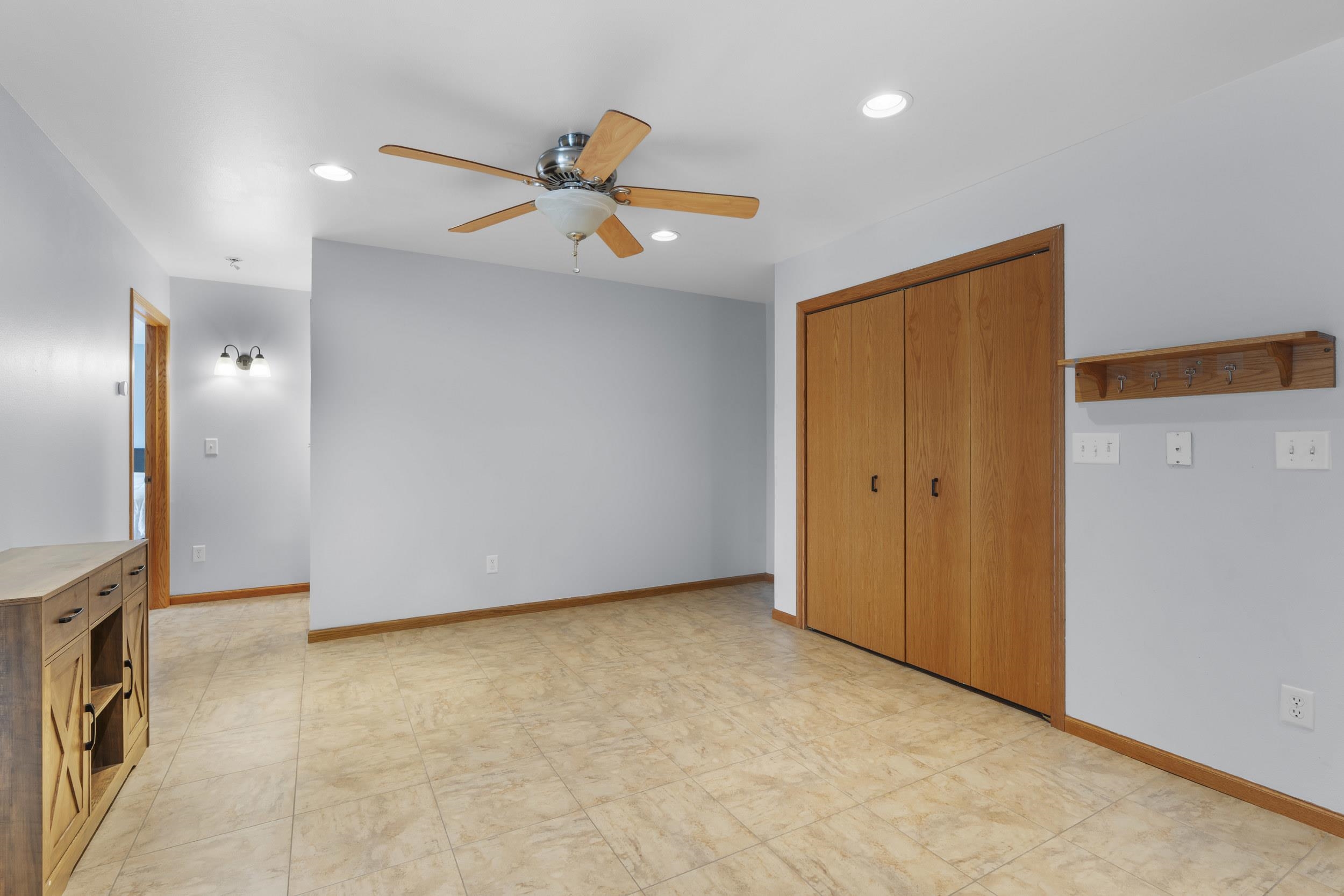 1325 S WESTHAVEN Drive