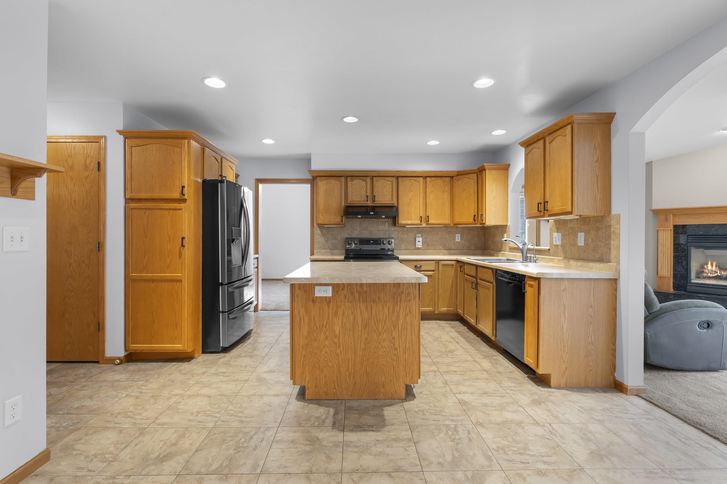 1325 S WESTHAVEN Drive