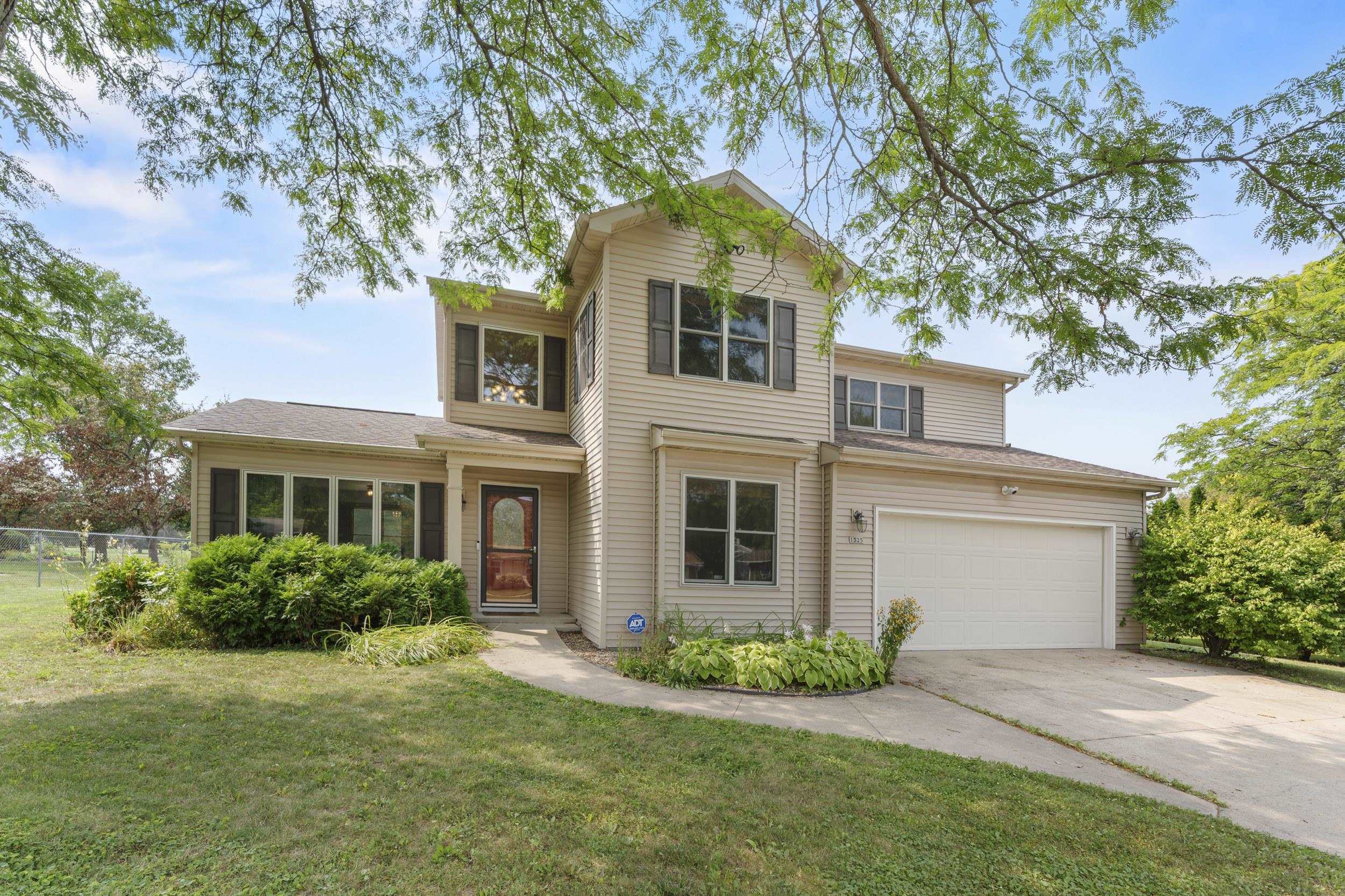 1325 S WESTHAVEN Drive
