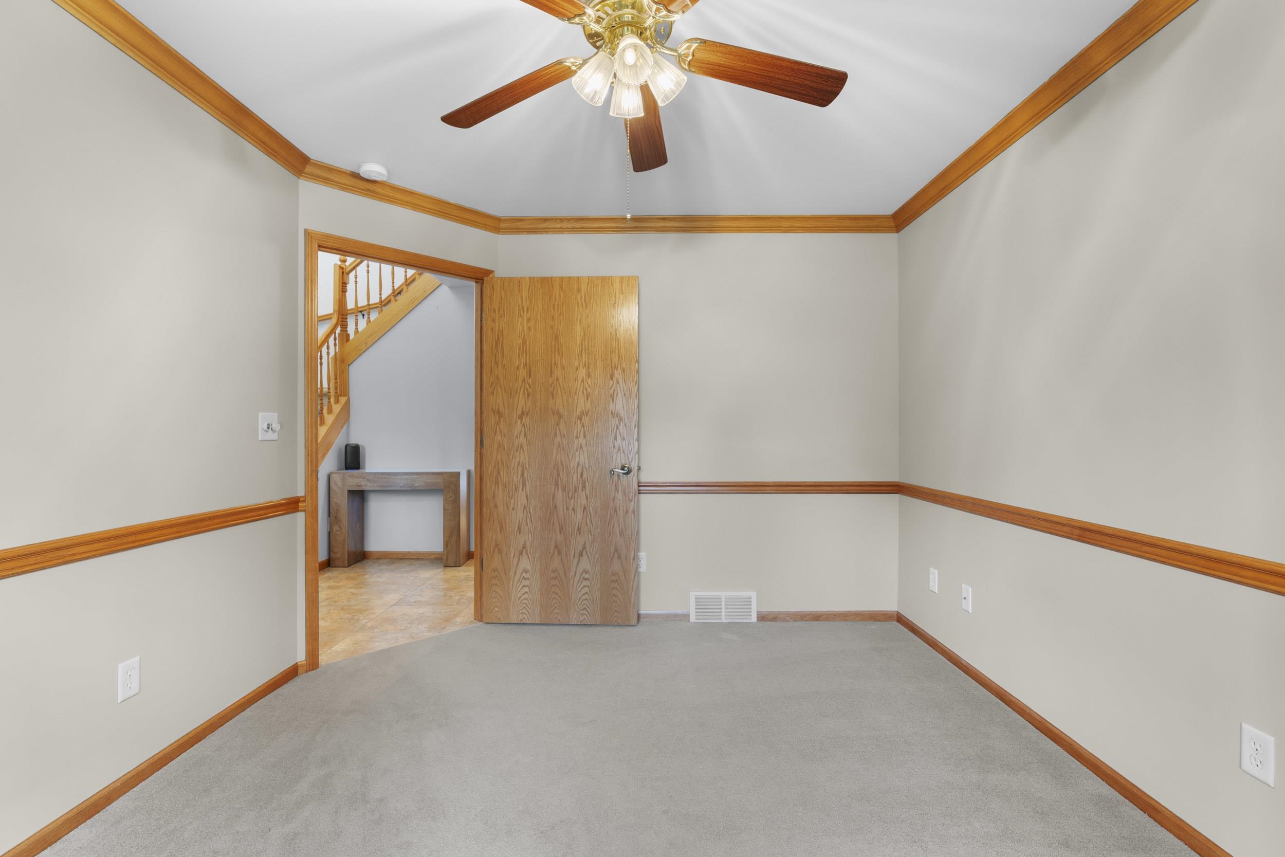1325 S WESTHAVEN Drive