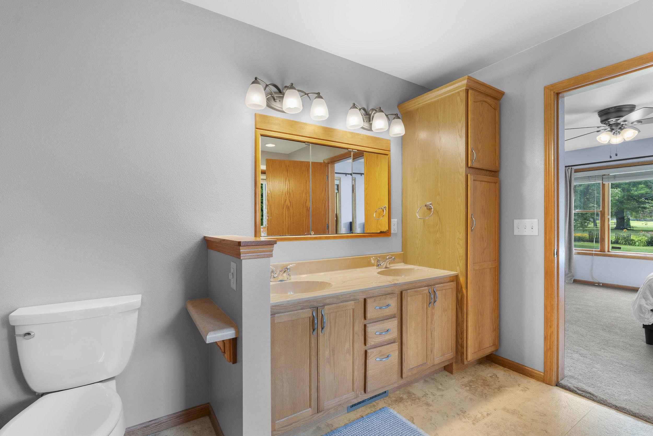 1325 S WESTHAVEN Drive