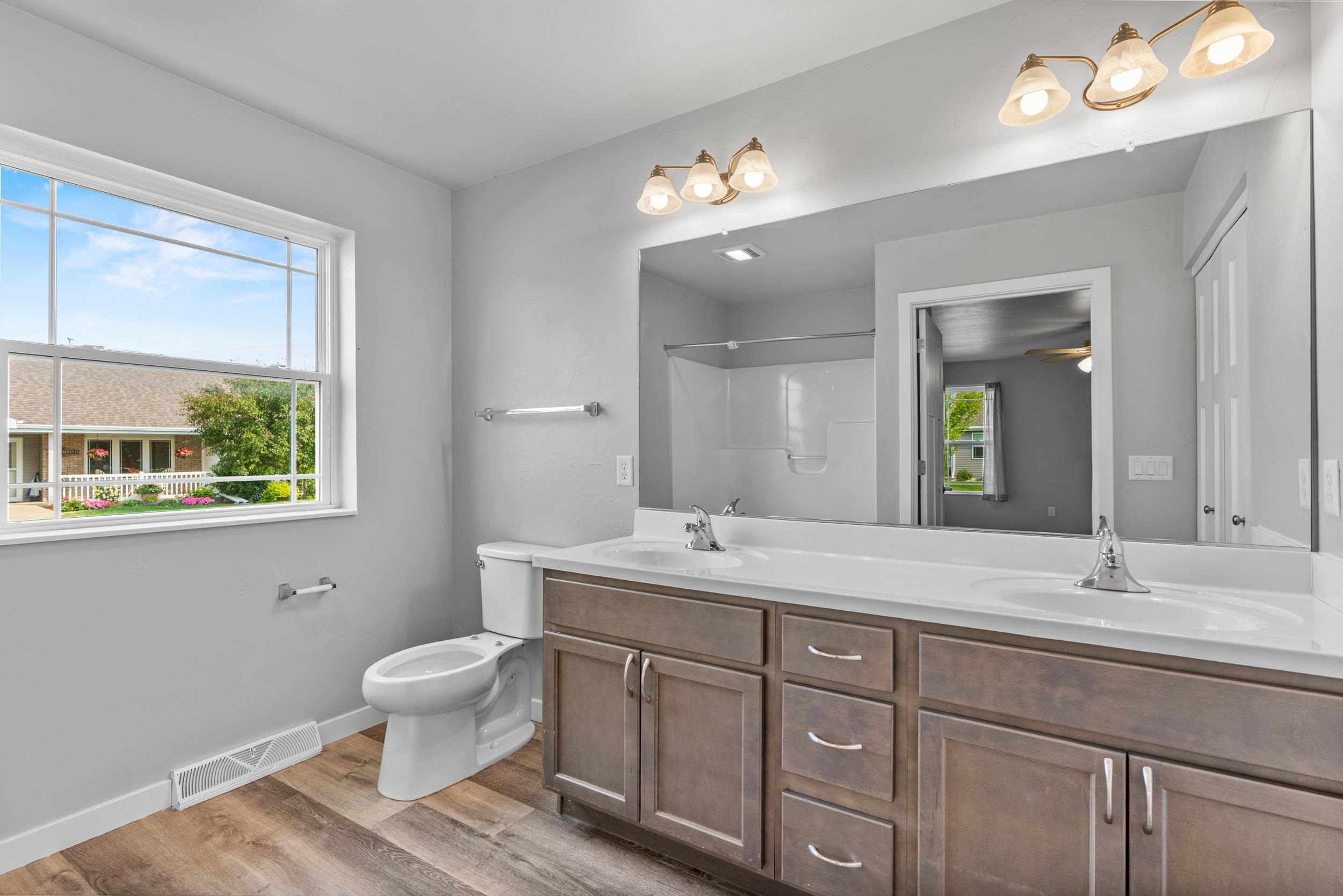 3292 ELK RIDGE Drive