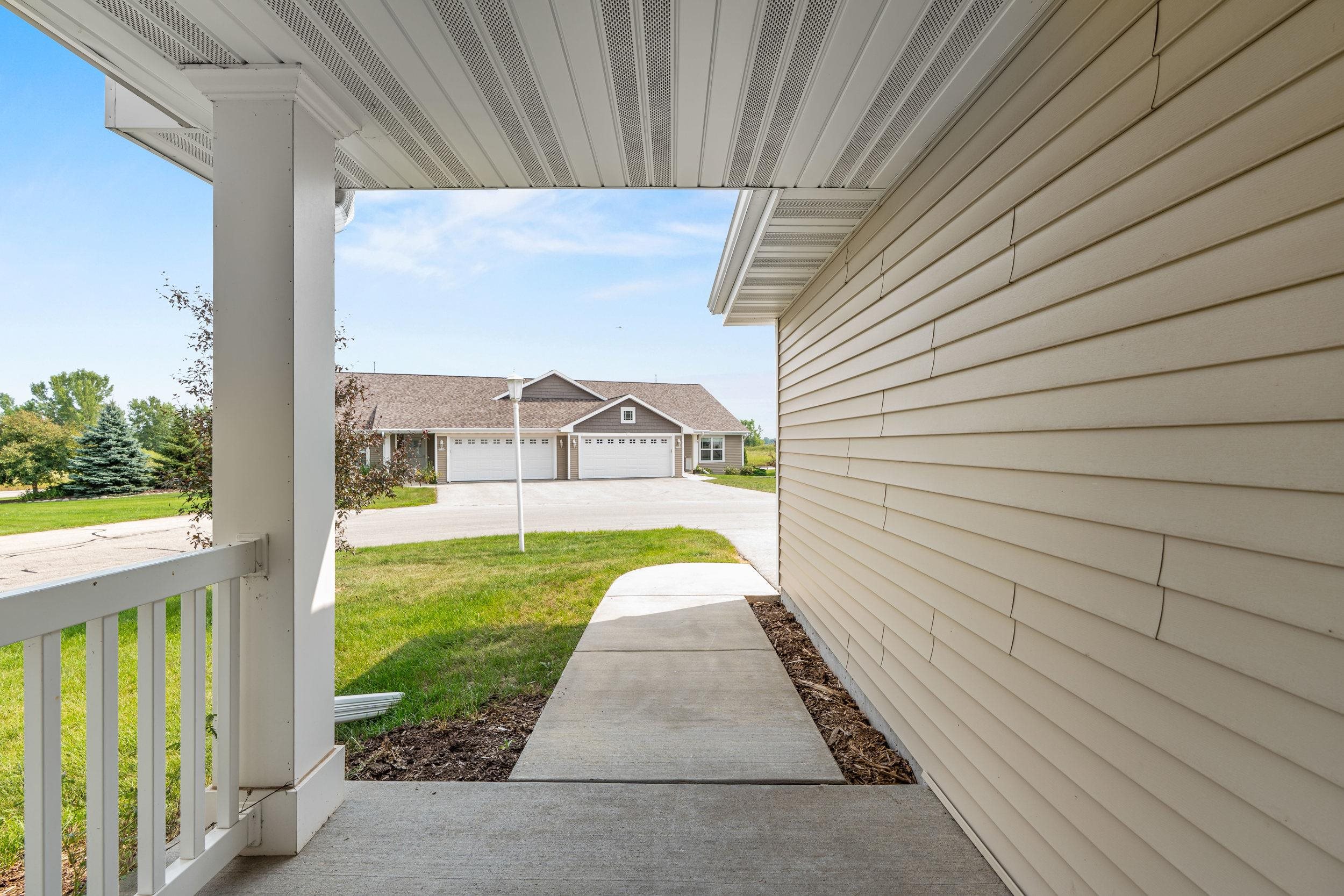 3292 ELK RIDGE Drive