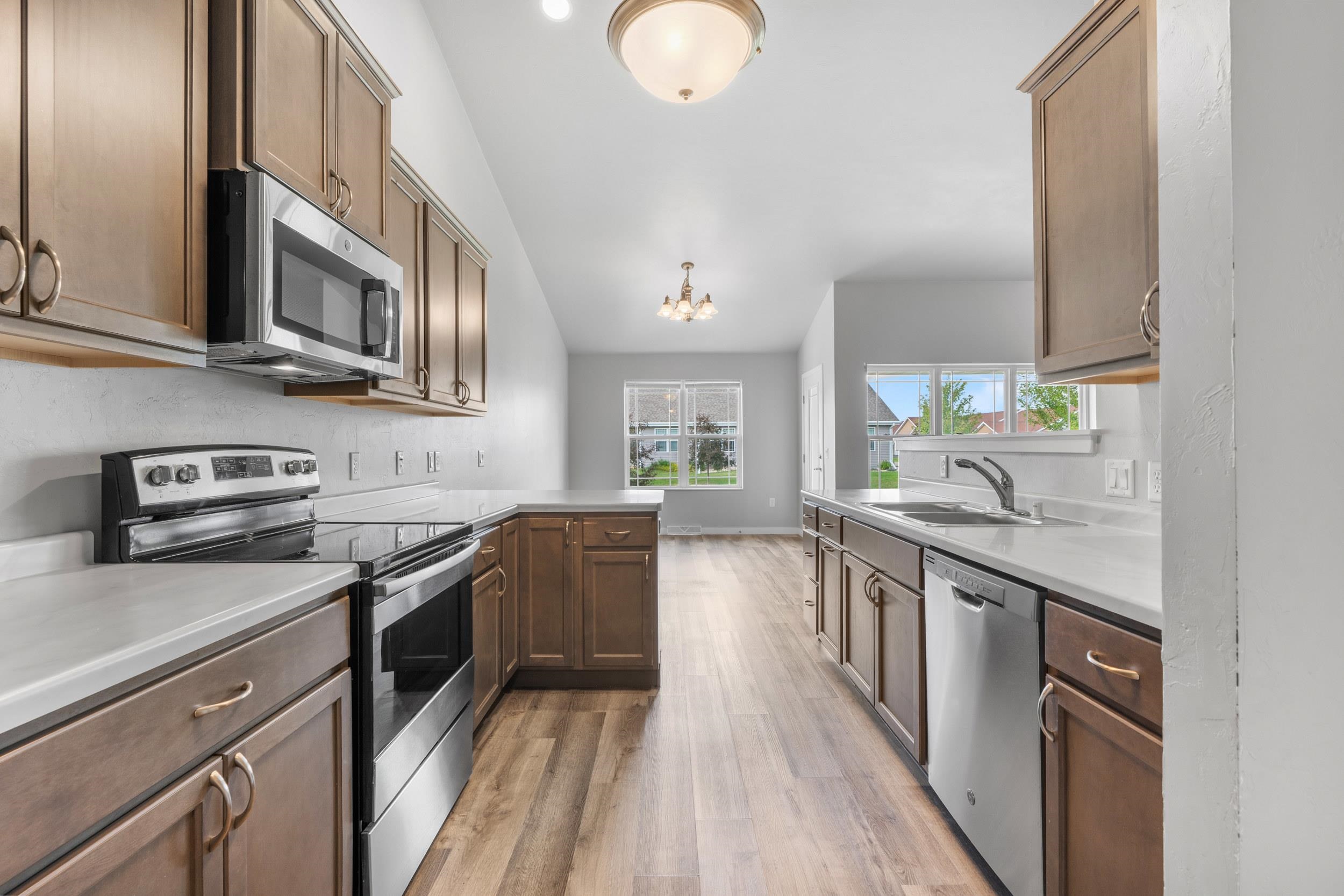 3292 ELK RIDGE Drive