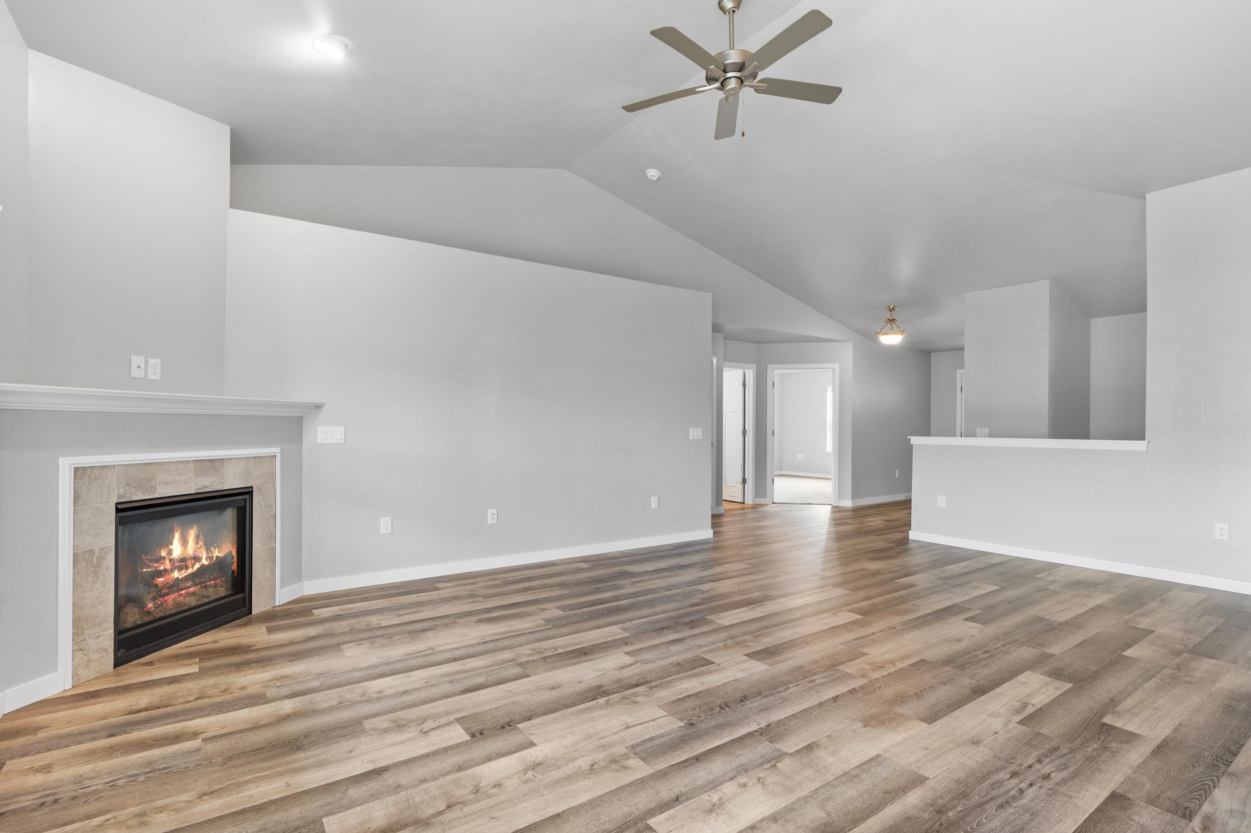3292 ELK RIDGE Drive