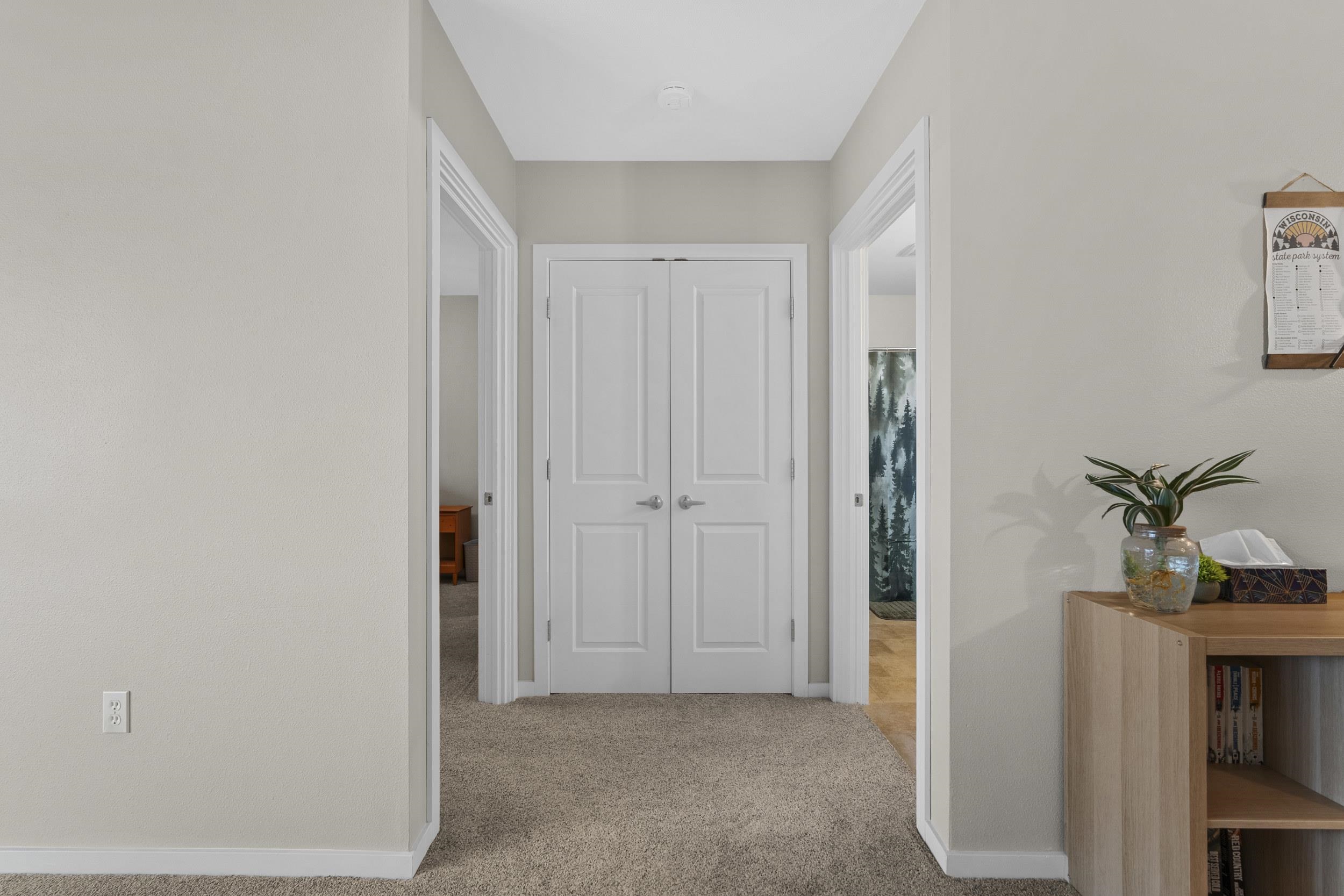 118 S WASHINGTON Street Unit: 203B