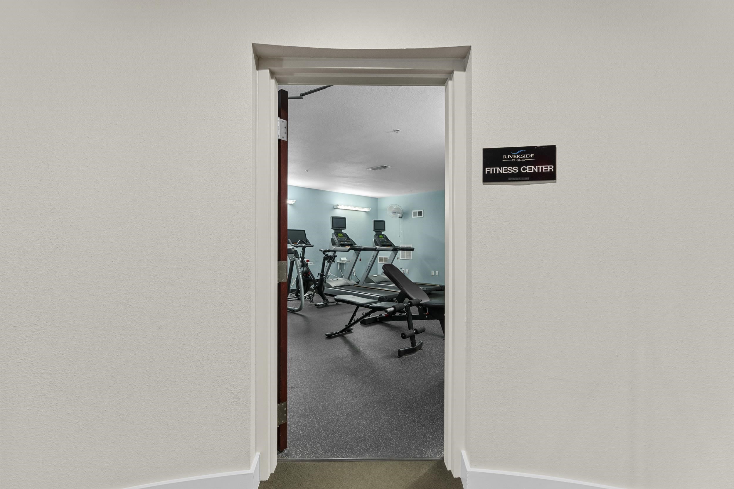 118 S WASHINGTON Street Unit: 203B