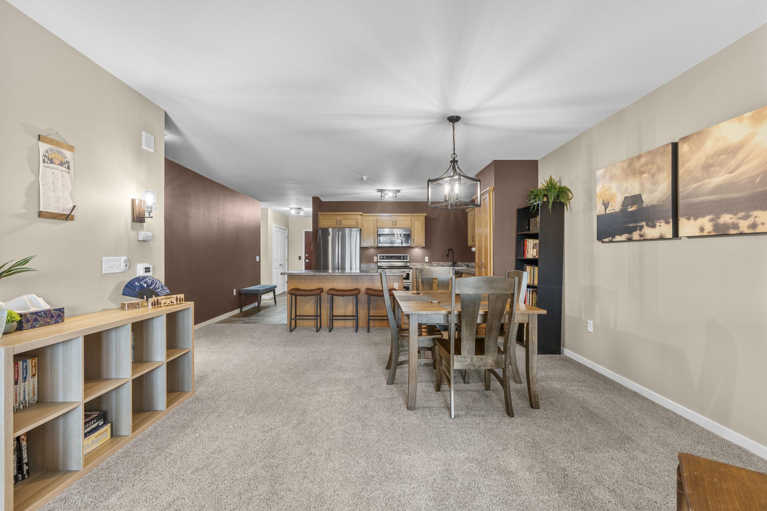 118 S WASHINGTON Street Unit: 203B