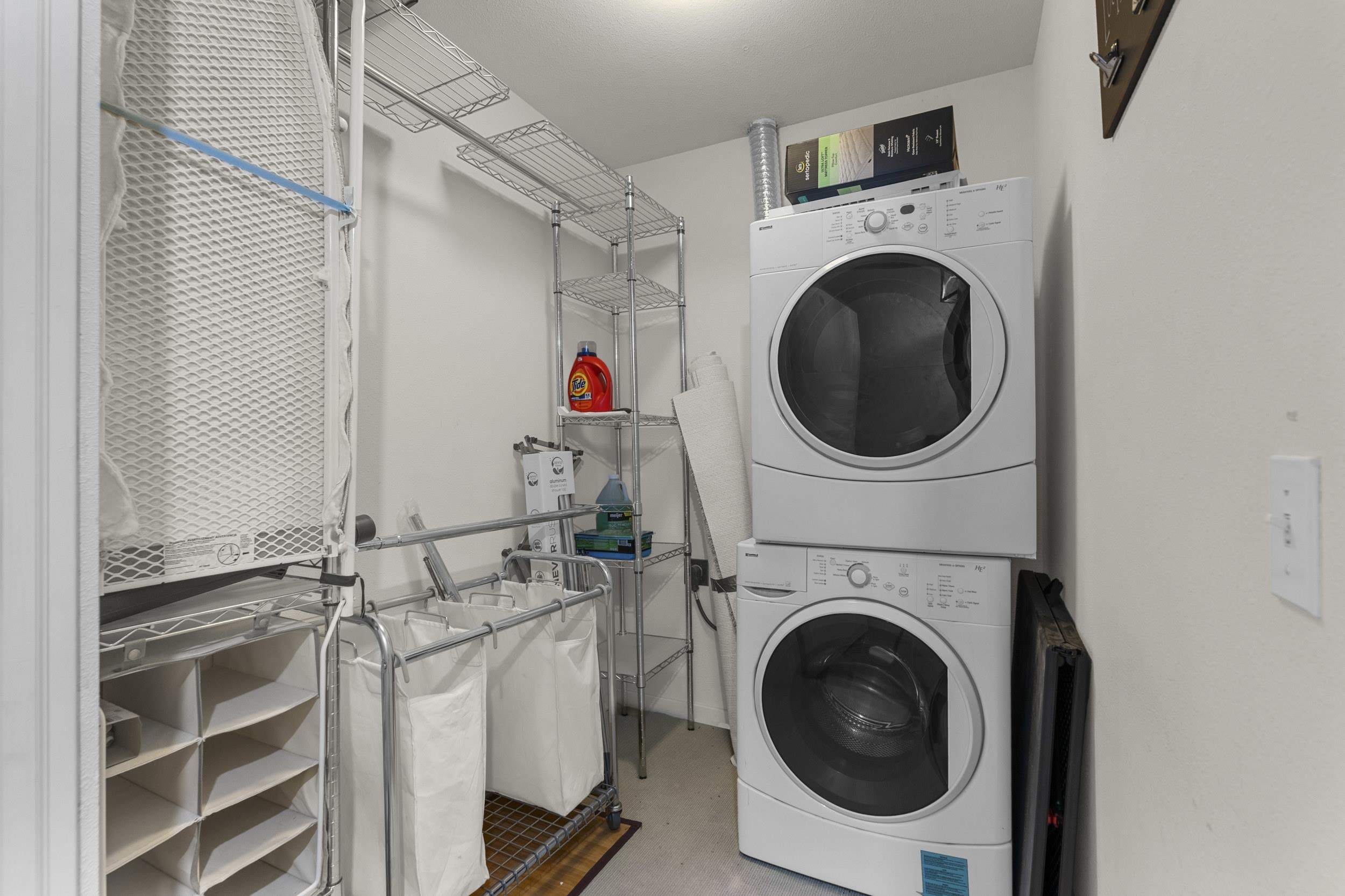 118 S WASHINGTON Street Unit: 203B