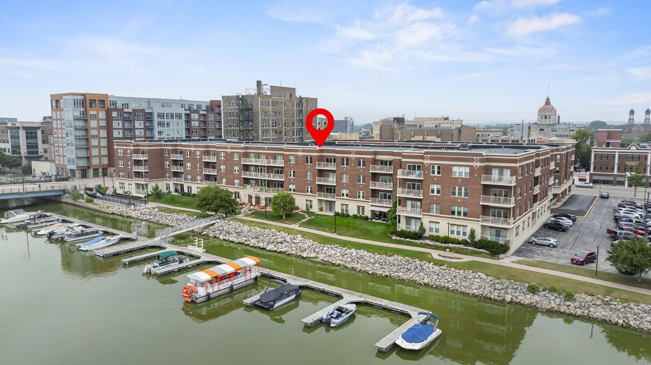 118 S WASHINGTON Street Unit: 203B